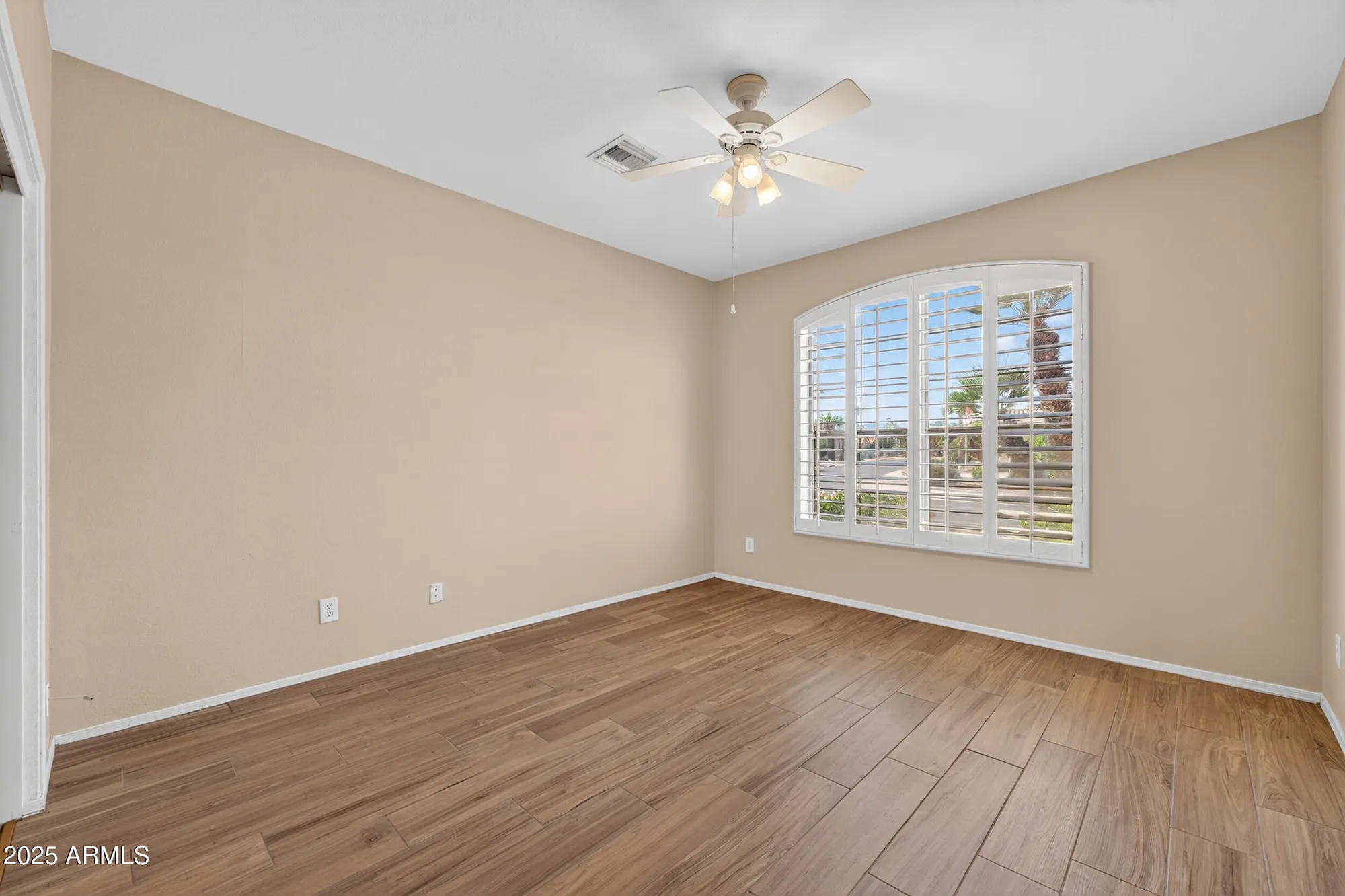 Property Slideshow image 26 of 43 | 17731 n becke ln, Surprise, AZ, 85374