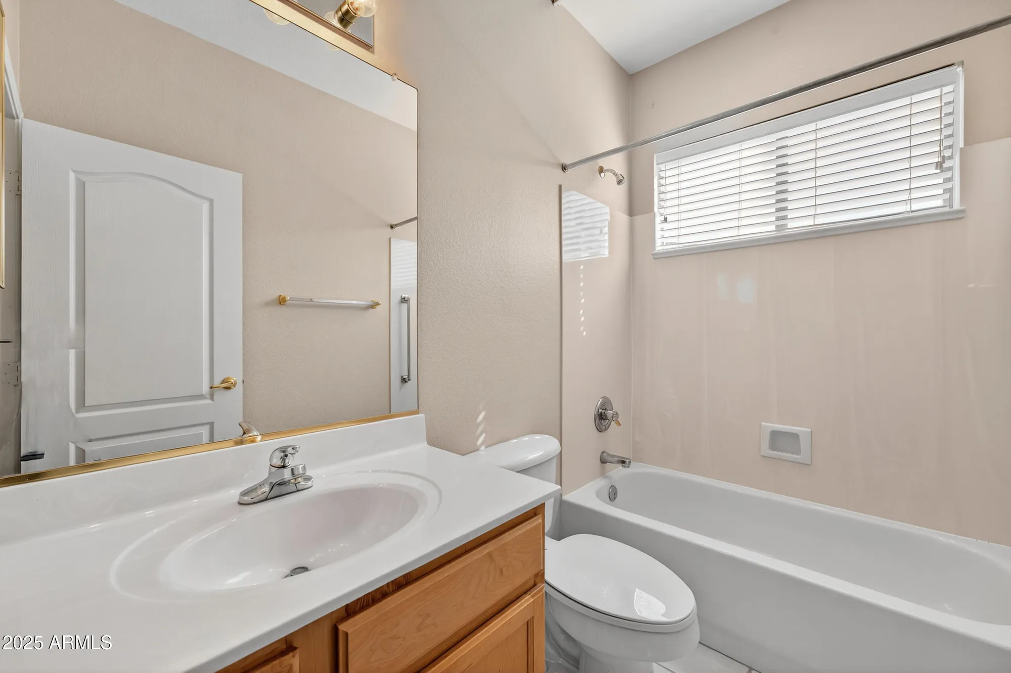 Property Slideshow image 28 of 43 | 17731 n becke ln, Surprise, AZ, 85374