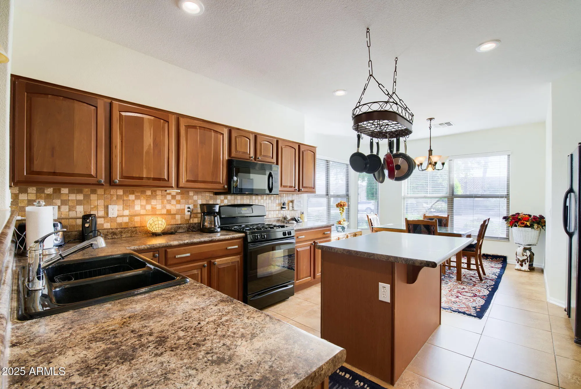 Property Slideshow image 7 of 24 | 3530 e firestone dr, Chandler, AZ, 85249