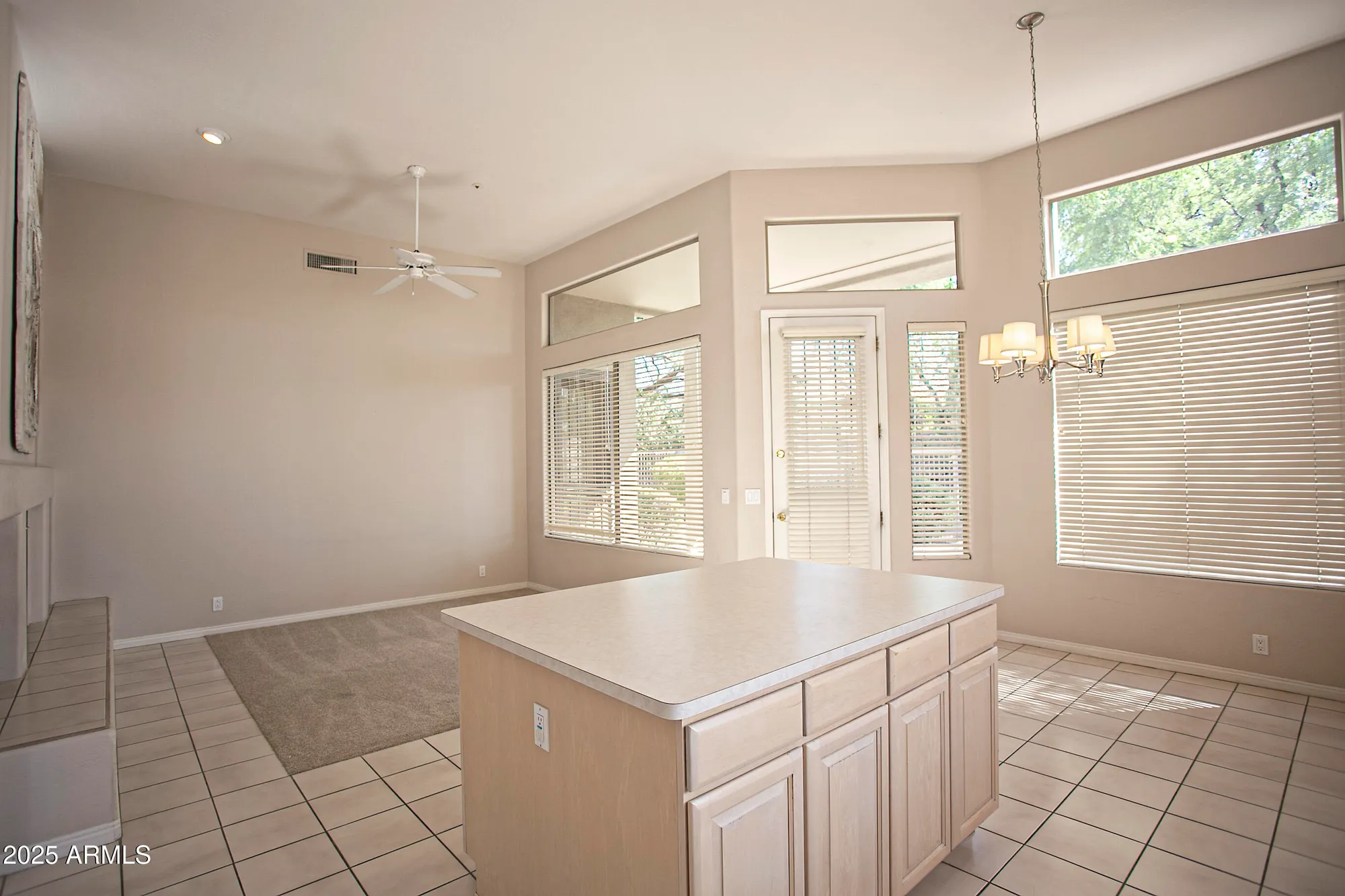 Property Slideshow image 15 of 37 | 7083 e whispering mesquite trl, Scottsdale, AZ, 85266