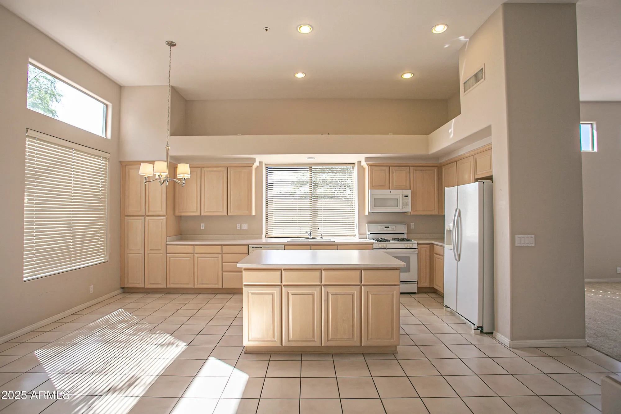 Property Slideshow image 10 of 37 | 7083 e whispering mesquite trl, Scottsdale, AZ, 85266