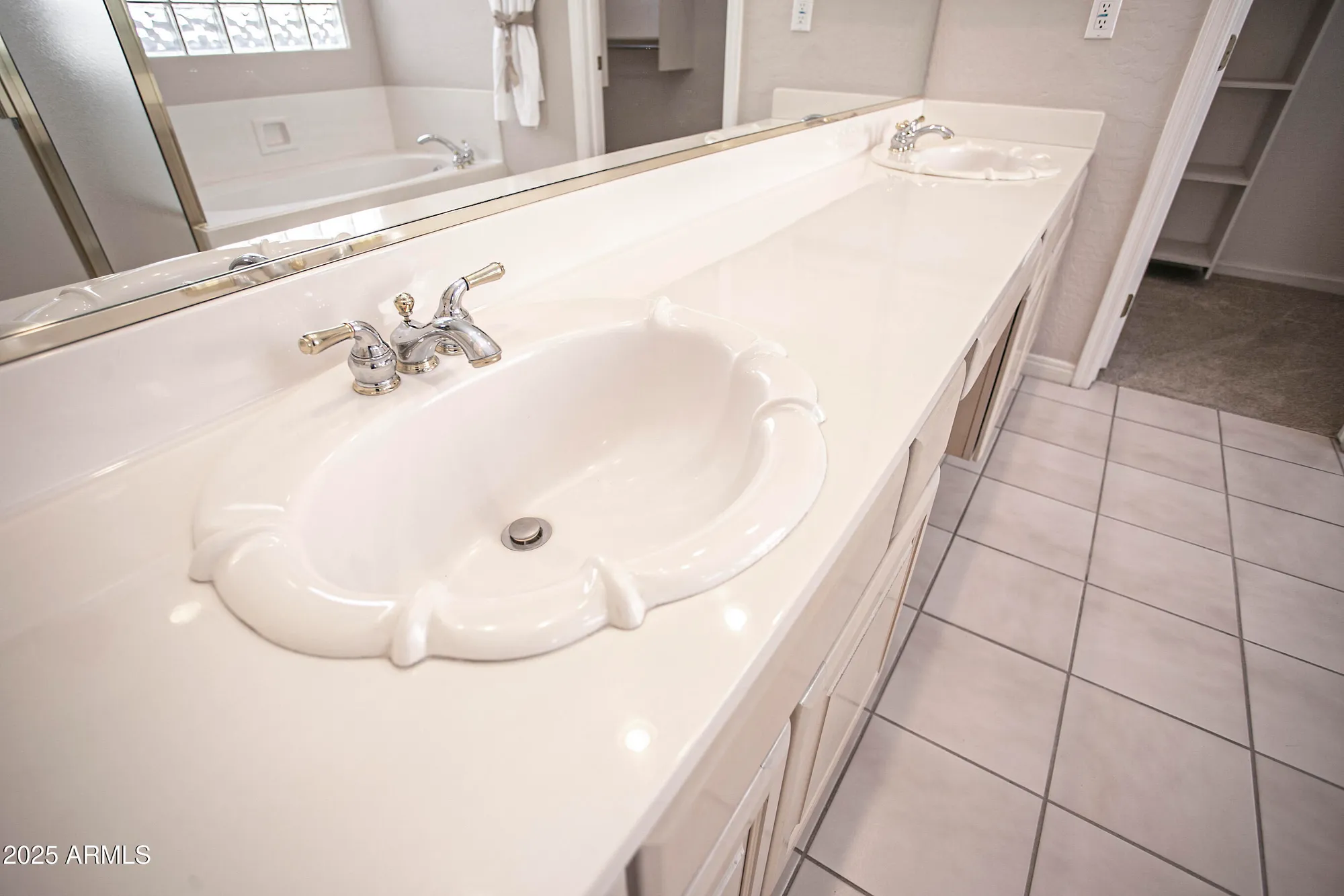 Property Slideshow image 25 of 37 | 7083 e whispering mesquite trl, Scottsdale, AZ, 85266