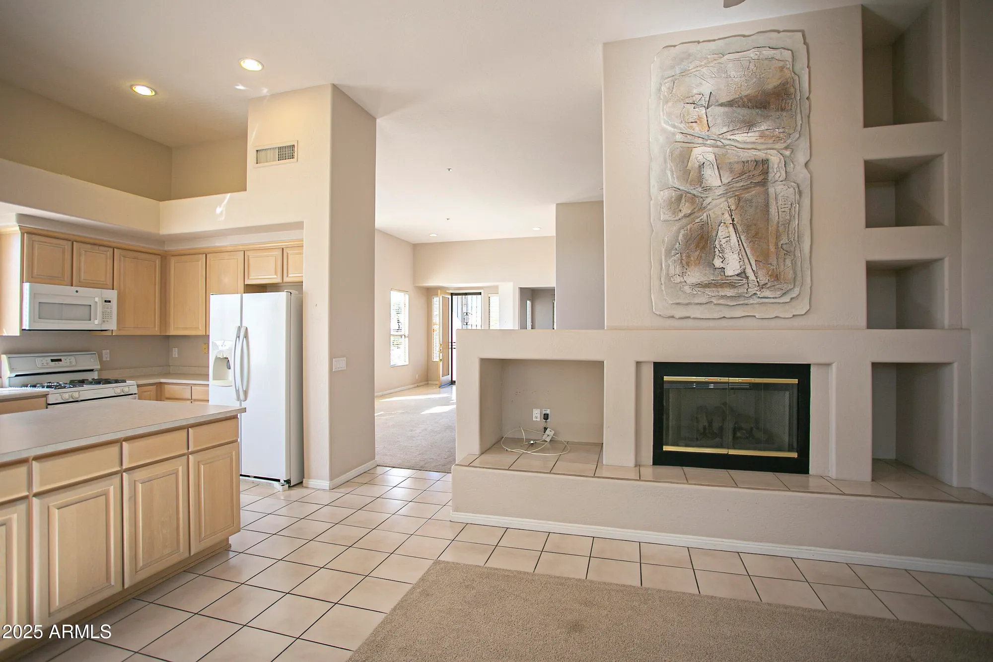 Property Slideshow image 12 of 37 | 7083 e whispering mesquite trl, Scottsdale, AZ, 85266