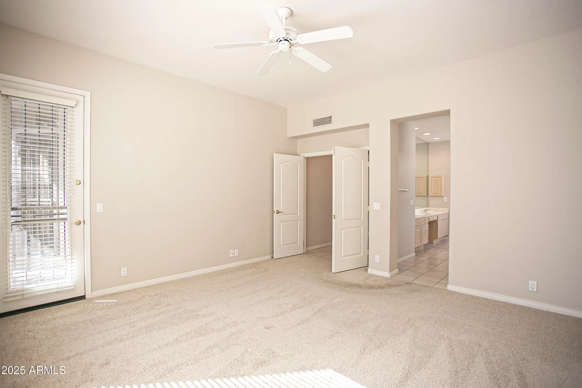 Property Slideshow image 18 of 37 | 7083 e whispering mesquite trl, Scottsdale, AZ, 85266