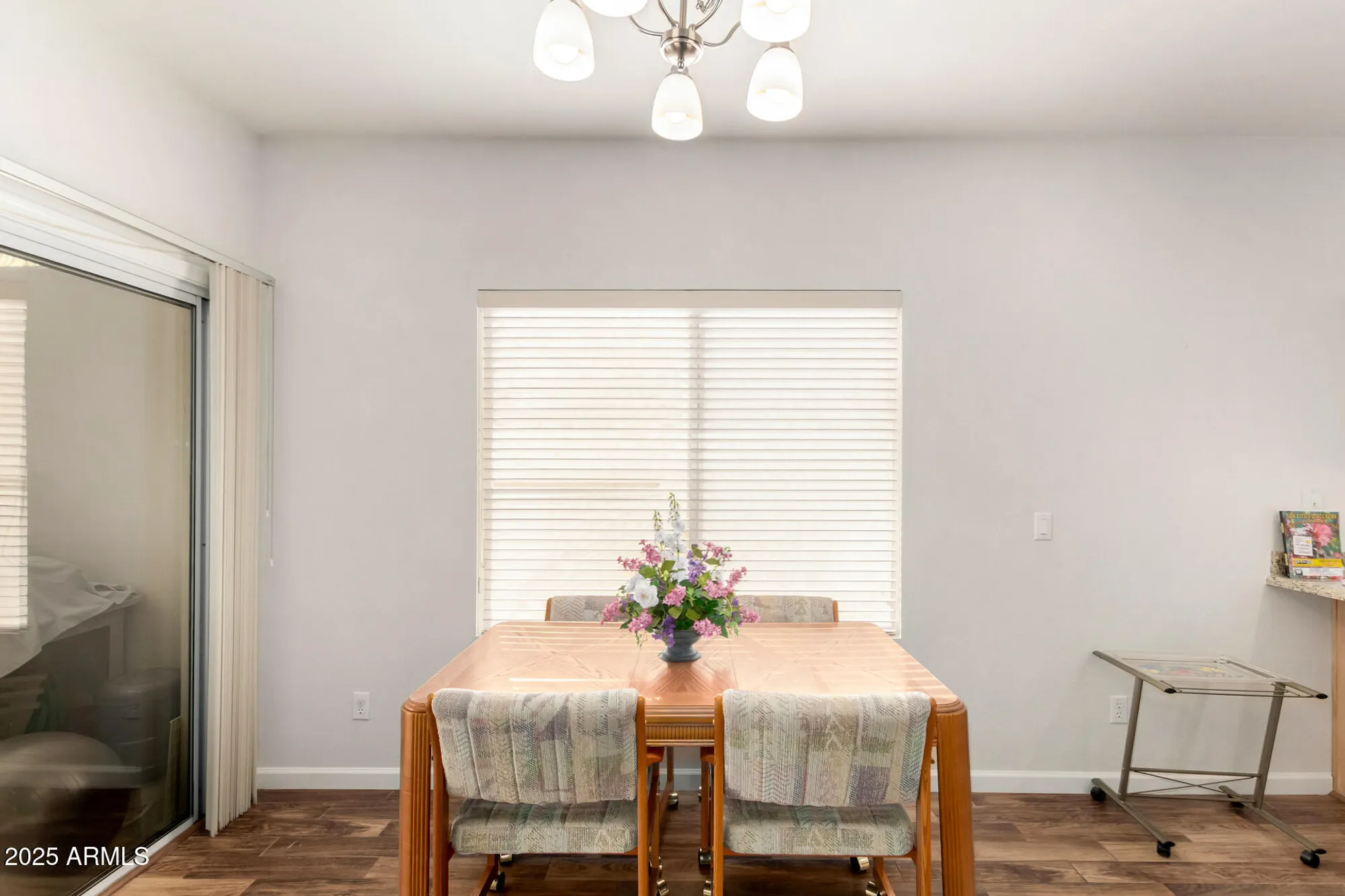 Property Slideshow image 8 of 47 | 11021 w tonto ln, Peoria, AZ, 85373