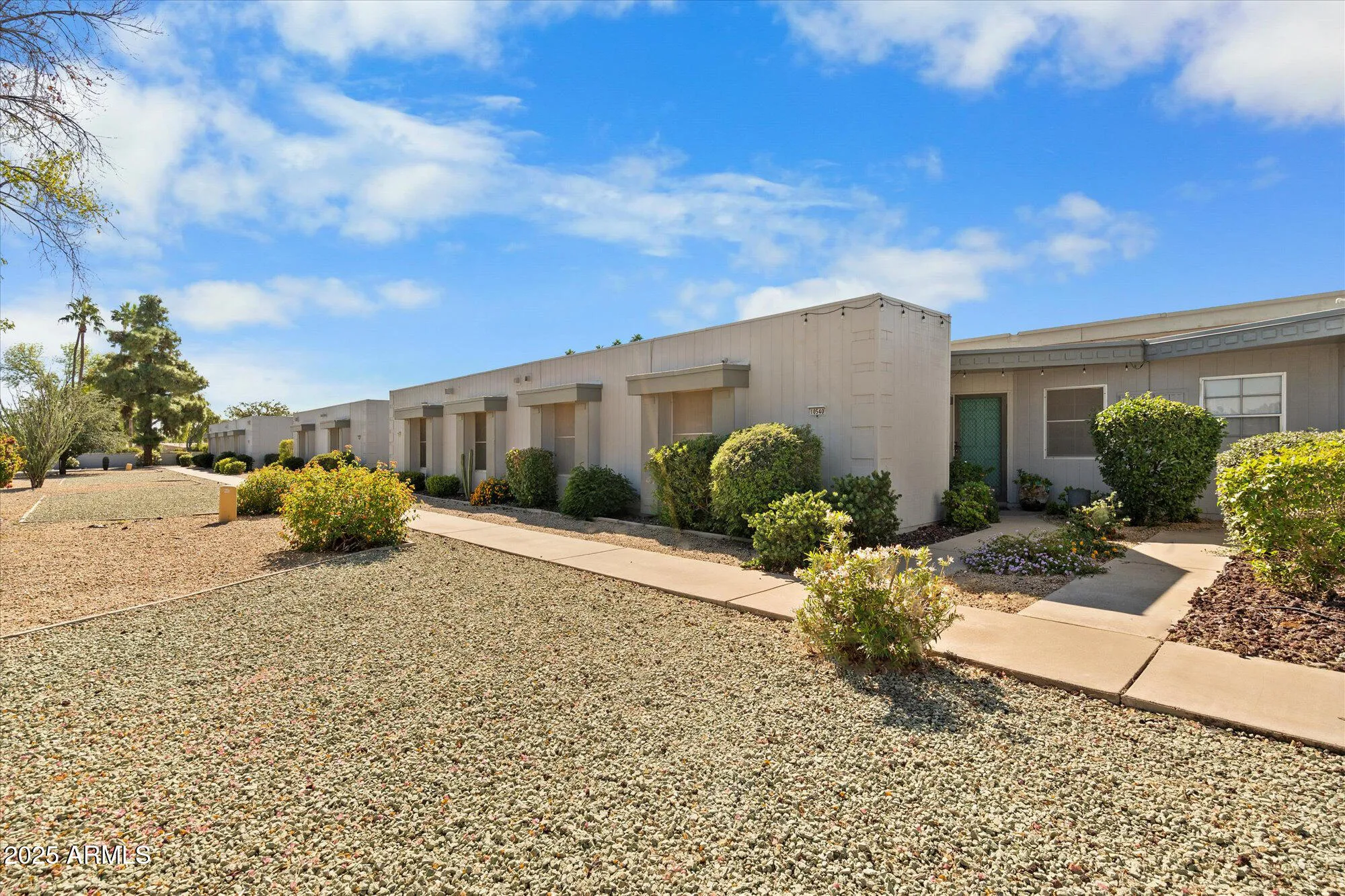 Property Slideshow image 2 of 43 | 10540 w palmeras dr, Sun City, AZ, 85373