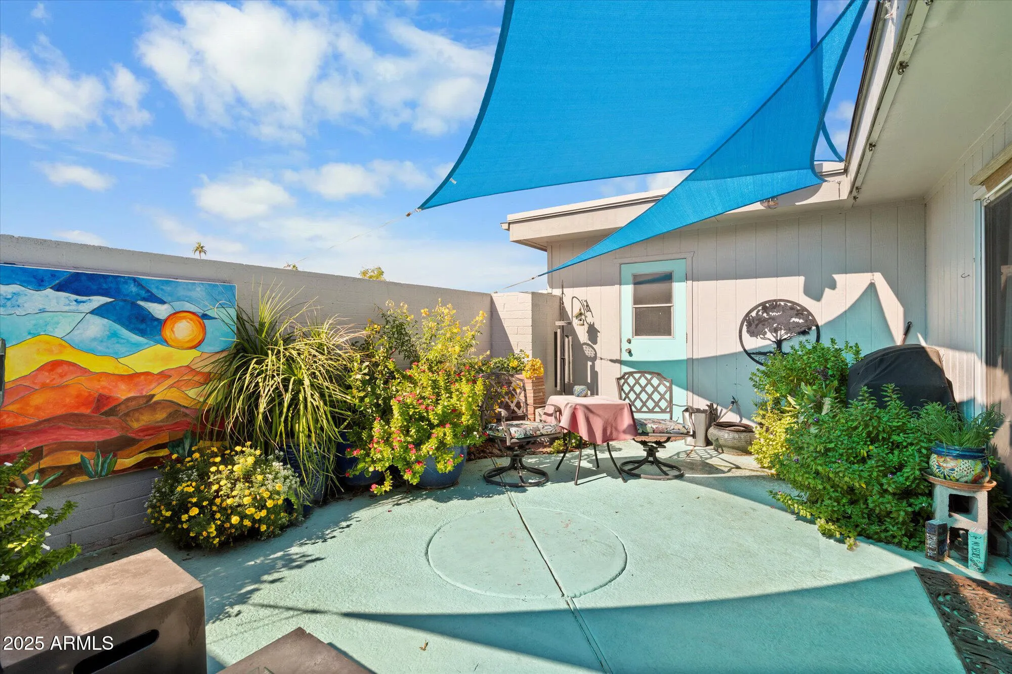 Property Slideshow image 24 of 43 | 10540 w palmeras dr, Sun City, AZ, 85373