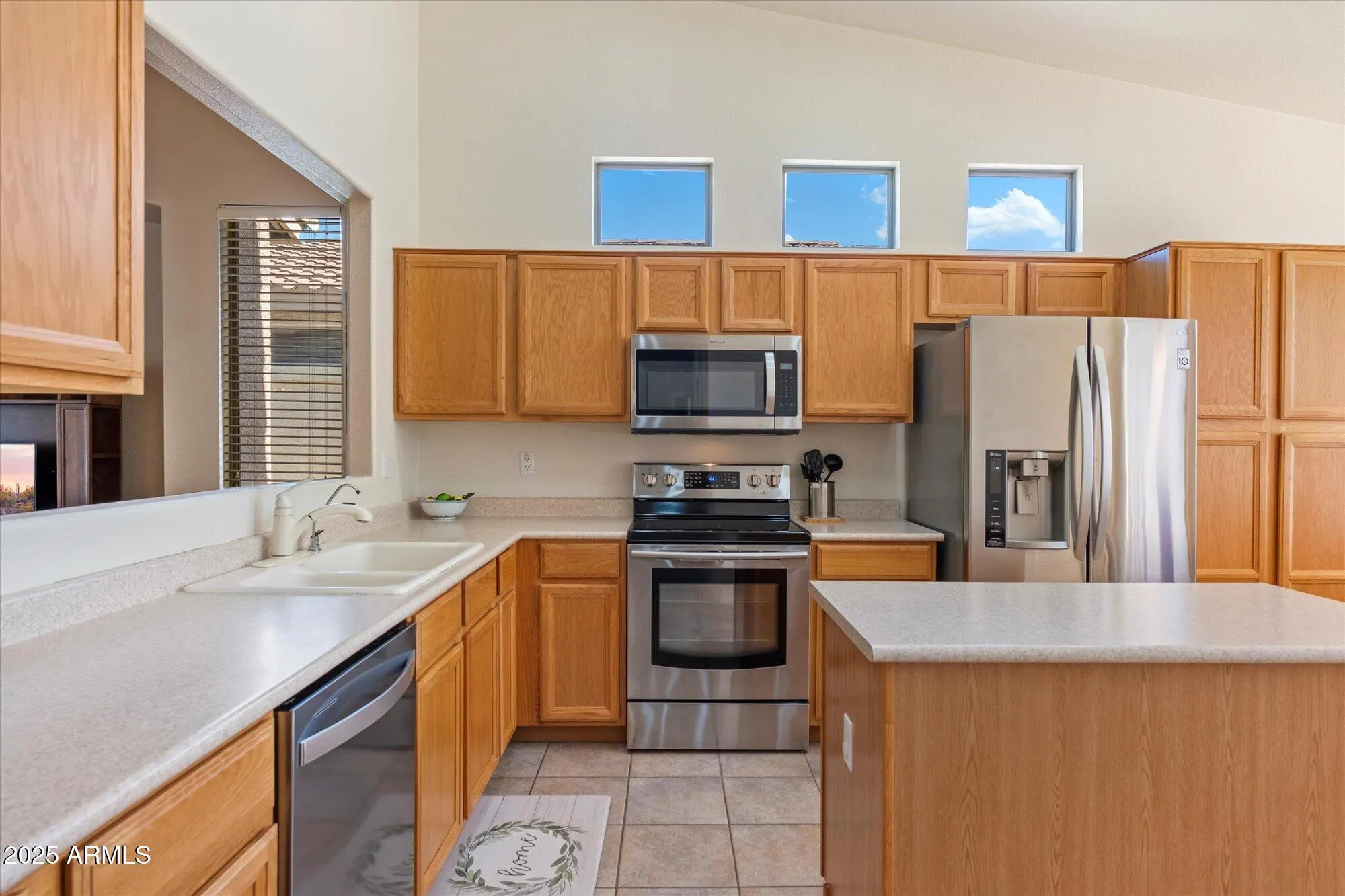 Property Slideshow image 9 of 34 | 4694 e mia ct, Gilbert, AZ, 85298