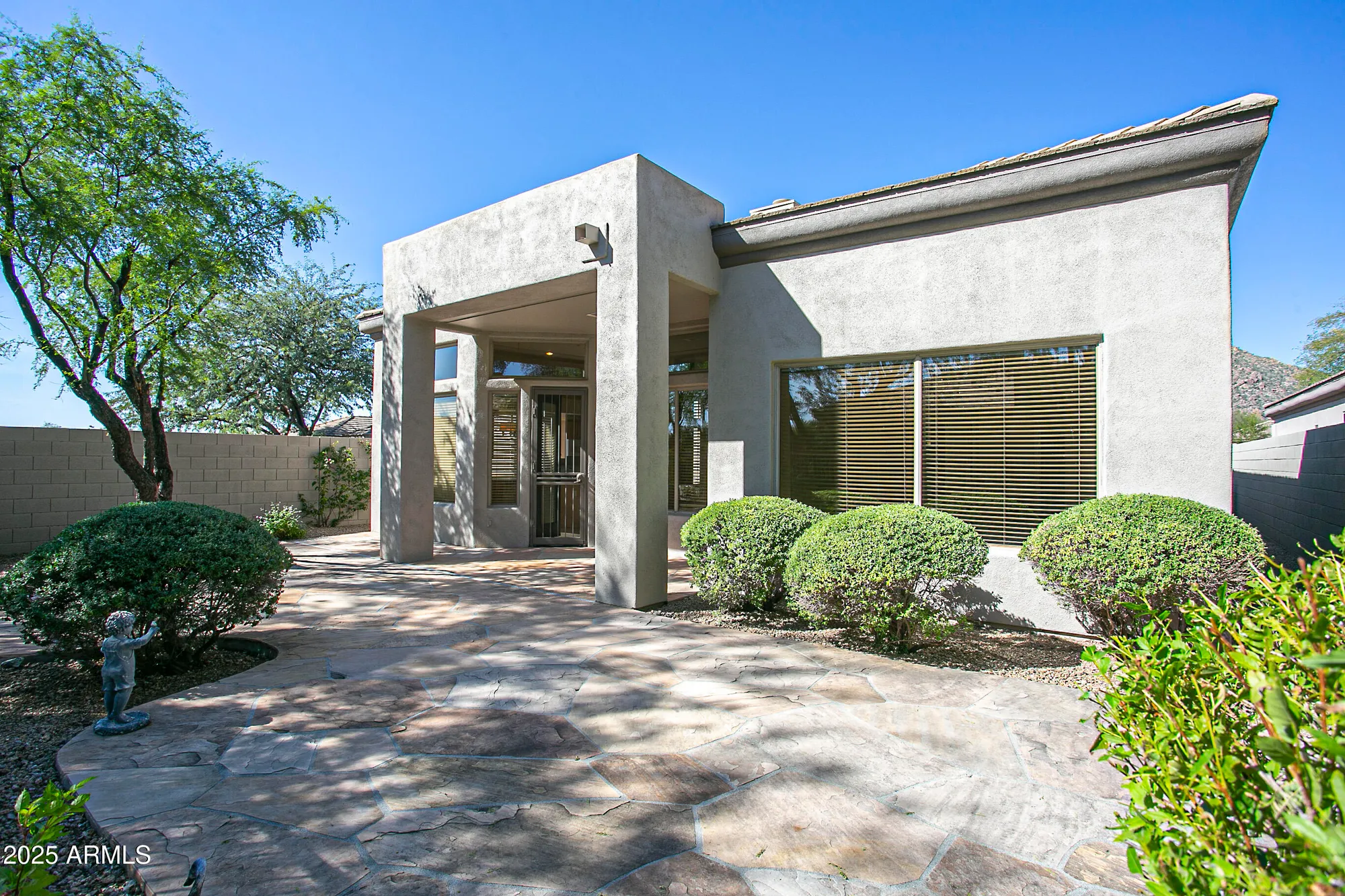 Property Slideshow image 16 of 37 | 7083 e whispering mesquite trl, Scottsdale, AZ, 85266
