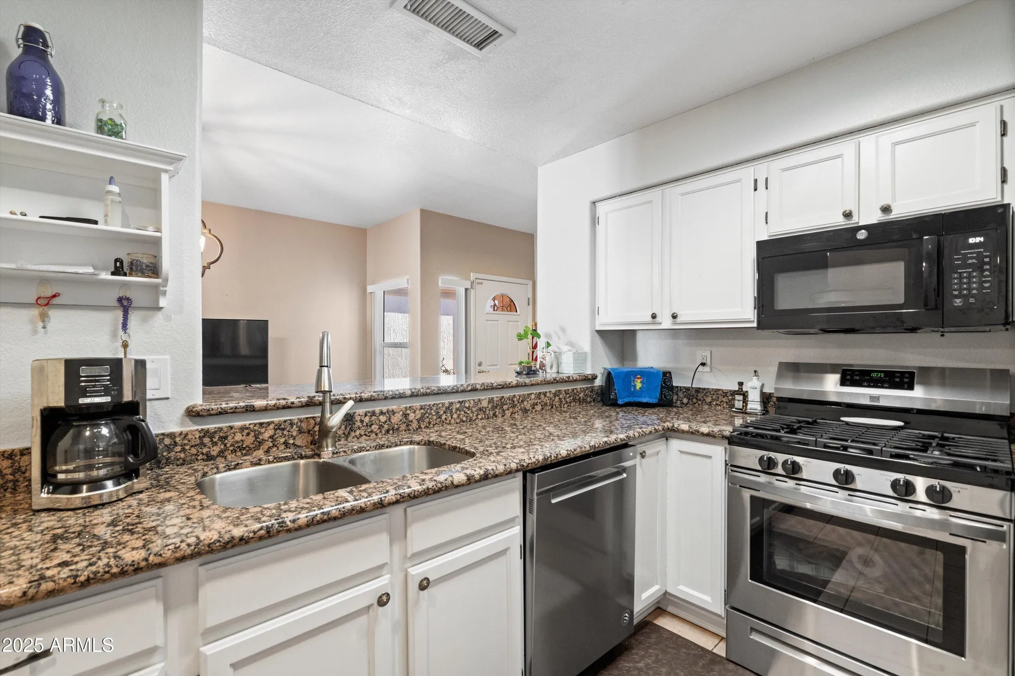 Property Slideshow image 17 of 33 | 16182 w vista north dr, Sun City West, AZ, 85375