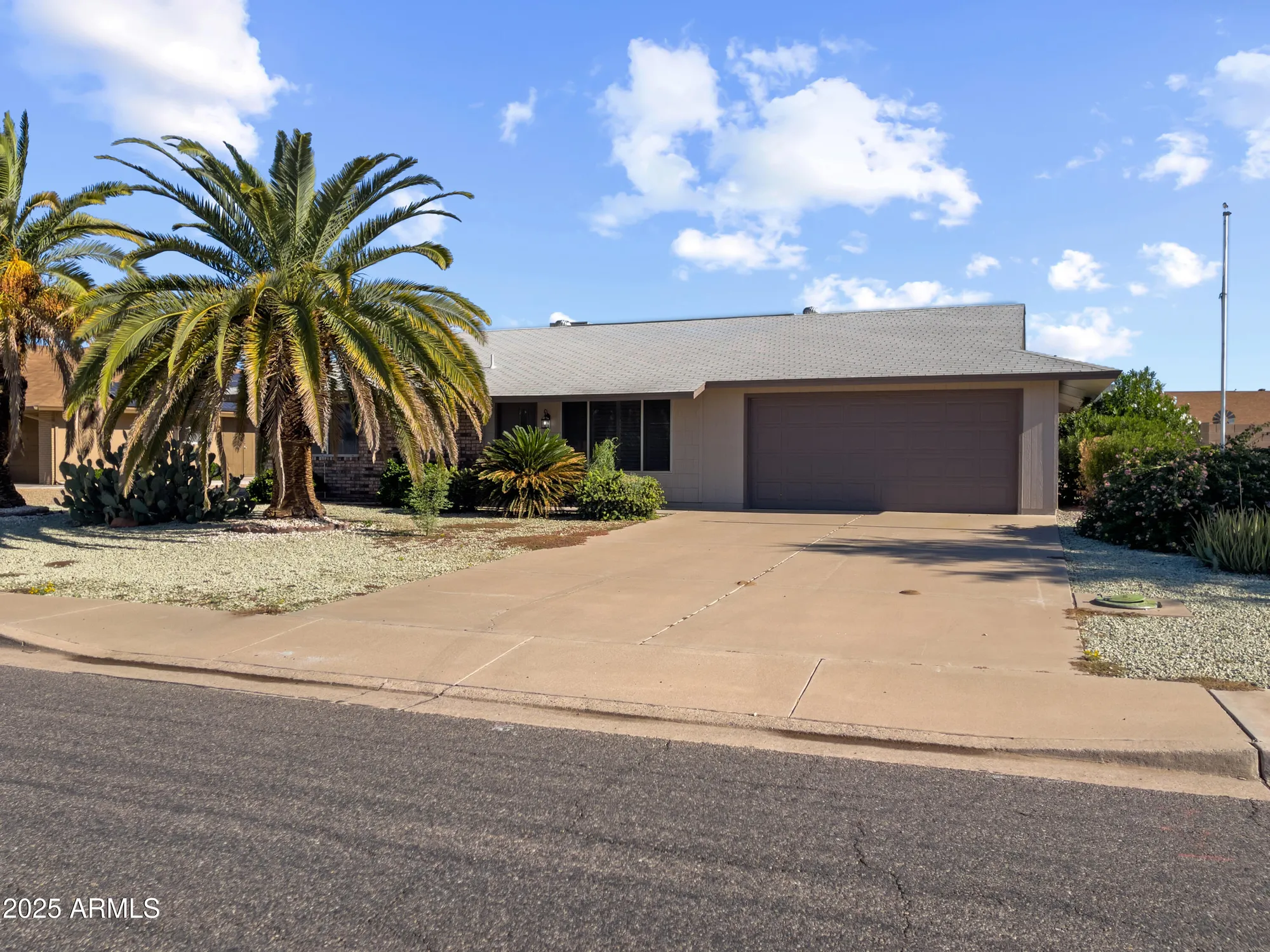 Property Slideshow image 38 of 44 | 17615 n whispering oaks dr, Sun City West, AZ, 85375