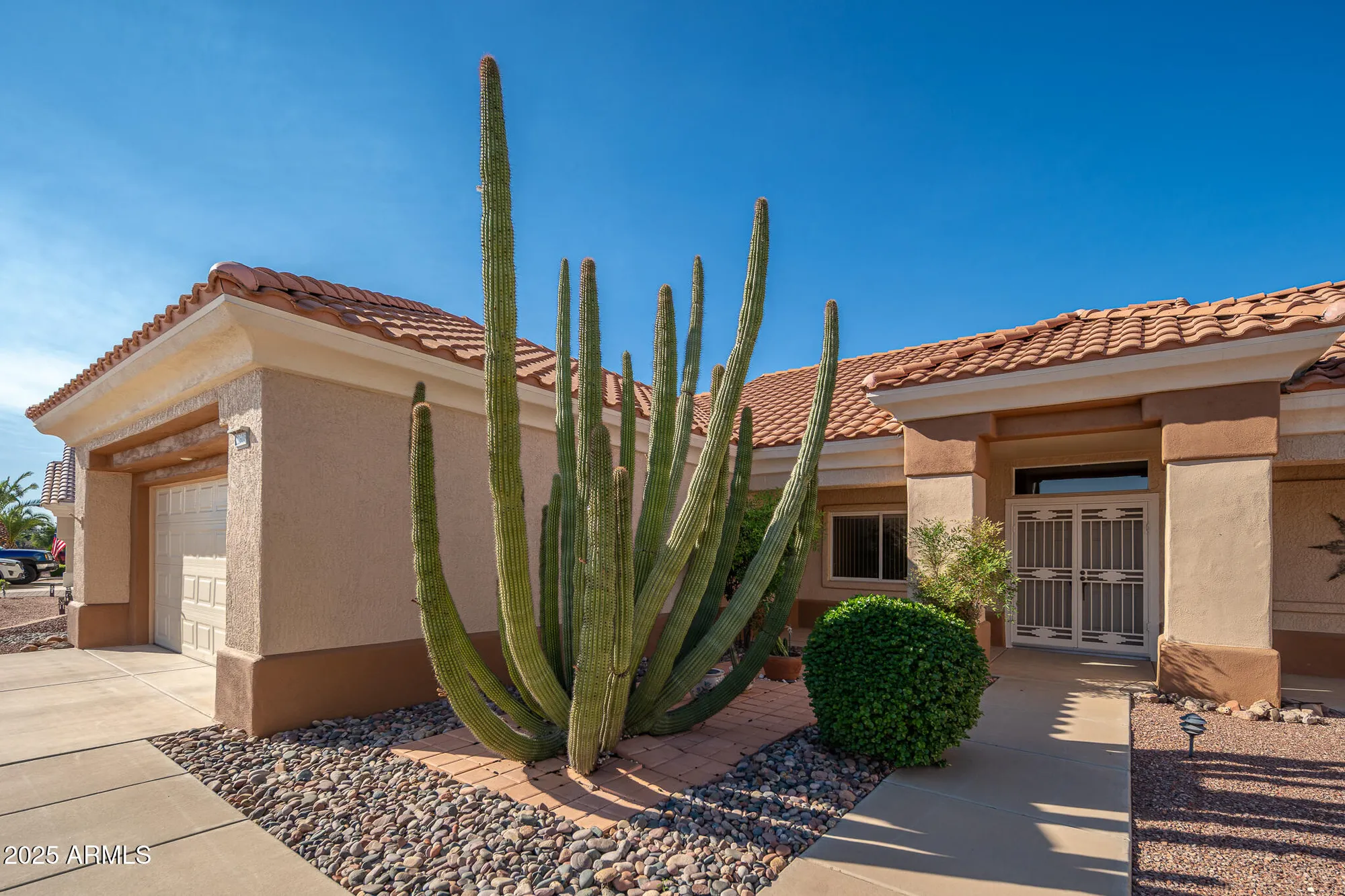 Property Slideshow image 1 of 42 | 22608 n dusty trail blvd, Sun City West, AZ, 85375