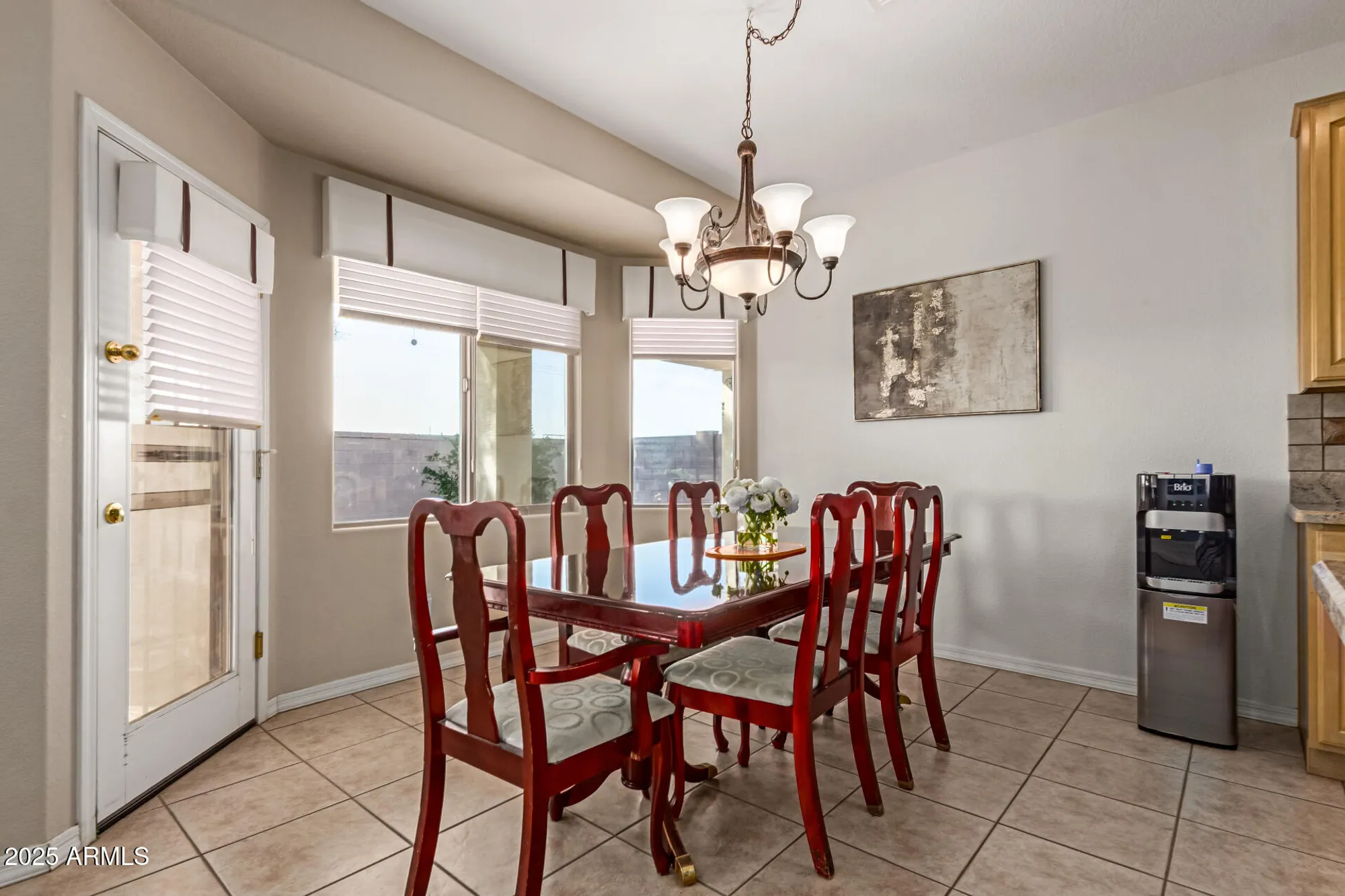 Property Slideshow image 8 of 27 | 3161 e gleneagle dr, Chandler, AZ, 85249