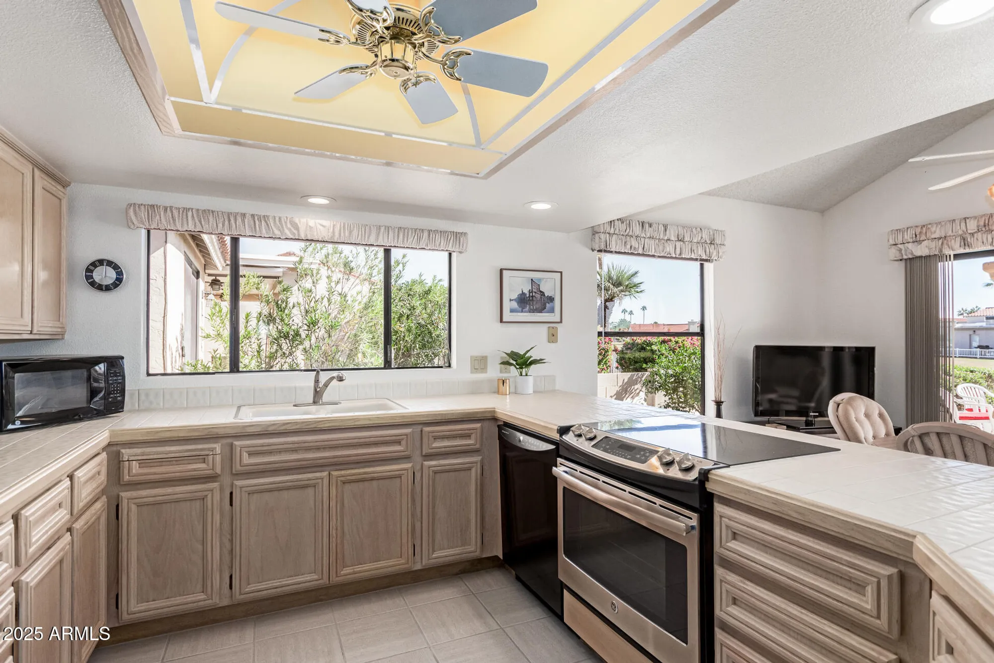 Property Slideshow image 13 of 46 | 10541 e minnesota ave, Sun Lakes, AZ, 85248
