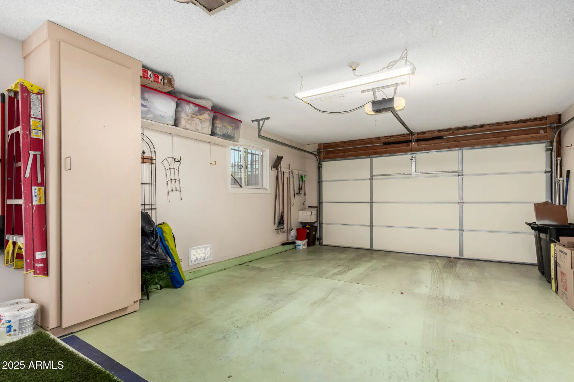 Property Slideshow image 21 of 31 | 13863 n 111th ave, Sun City, AZ, 85351