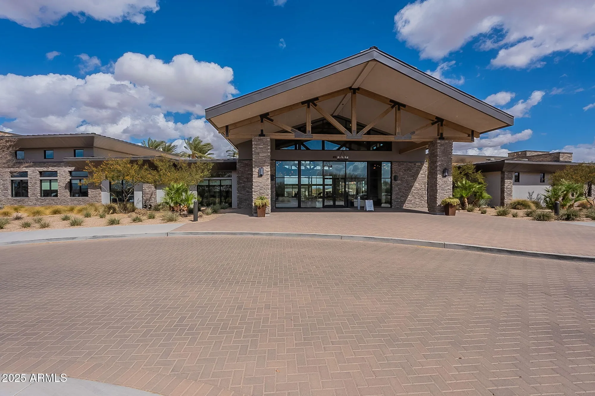 Property Slideshow image 18 of 30 | 1476 w sonoqui blvd, San Tan Valley, AZ, 85140