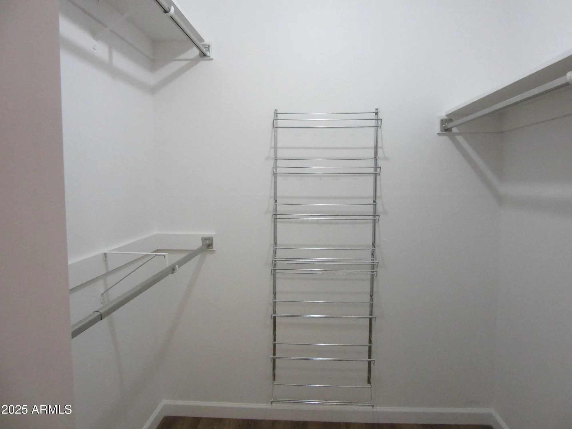 Property Slideshow image 10 of 28 | 9502 w pineridge dr, Sun City, AZ, 85351