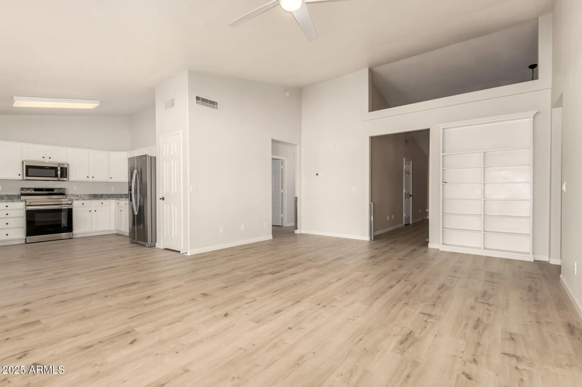 Property Slideshow image 9 of 39 | 20037 n 110th ln, Sun City, AZ, 85373