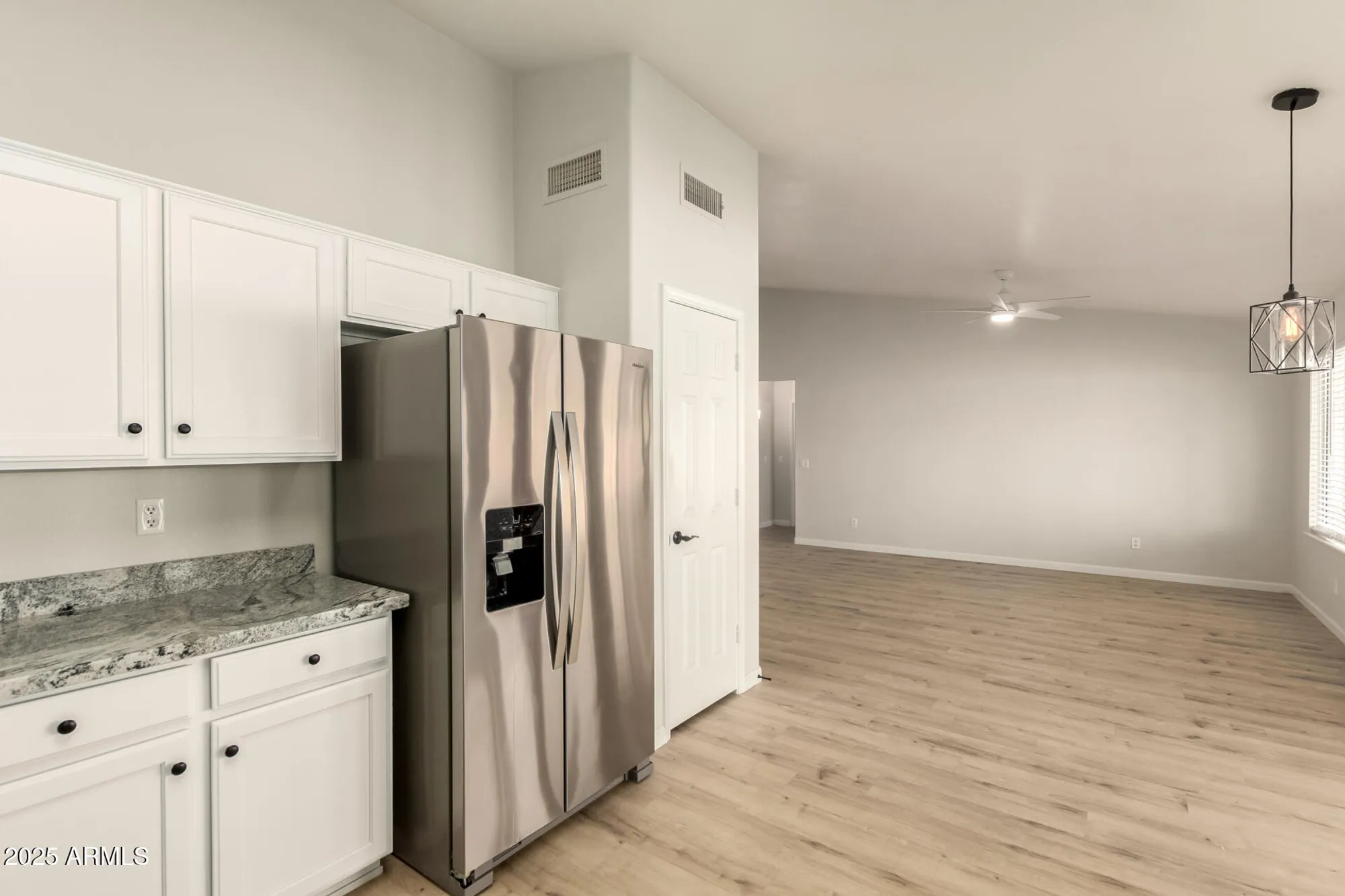 Property Slideshow image 13 of 39 | 20037 n 110th ln, Sun City, AZ, 85373