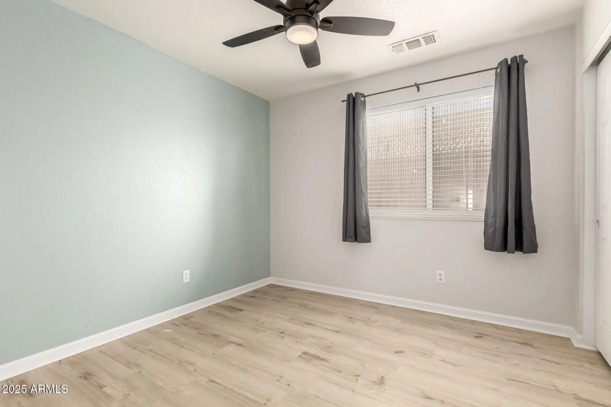 Property Slideshow image 24 of 39 | 20037 n 110th ln, Sun City, AZ, 85373