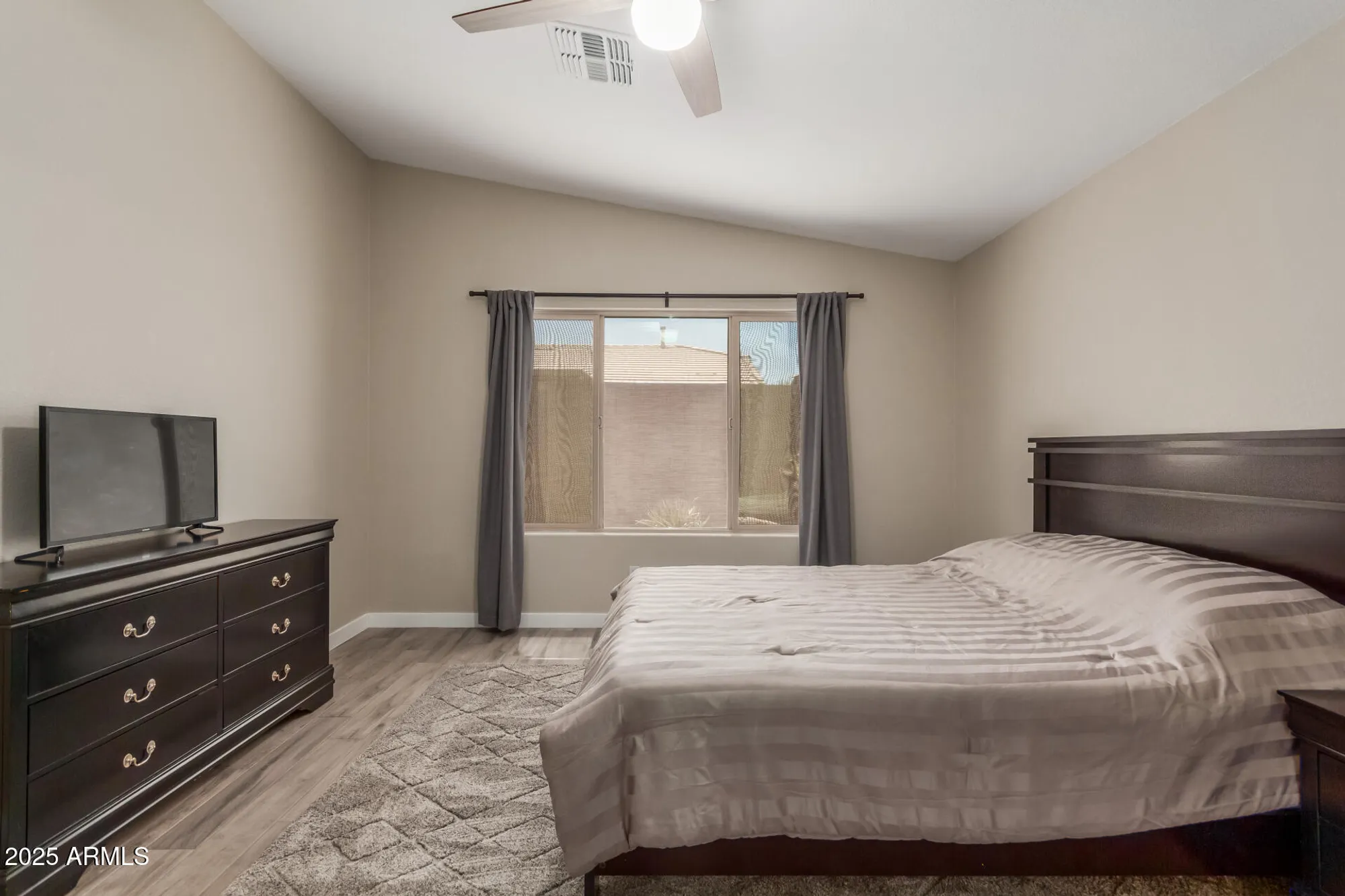 Property Slideshow image 5 of 31 | 3509 e hazeltine way, Chandler, AZ, 85249