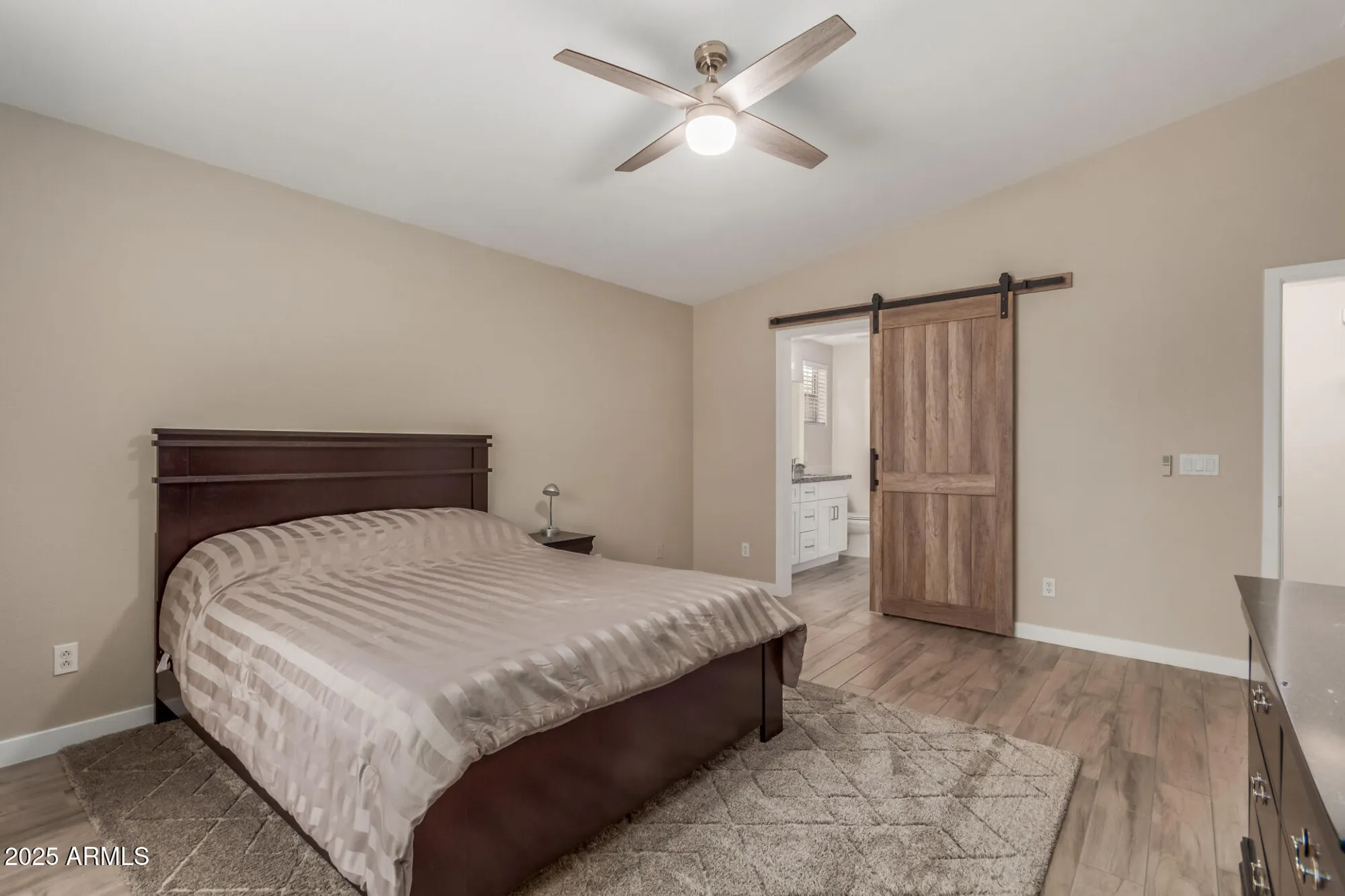 Property Slideshow image 6 of 31 | 3509 e hazeltine way, Chandler, AZ, 85249