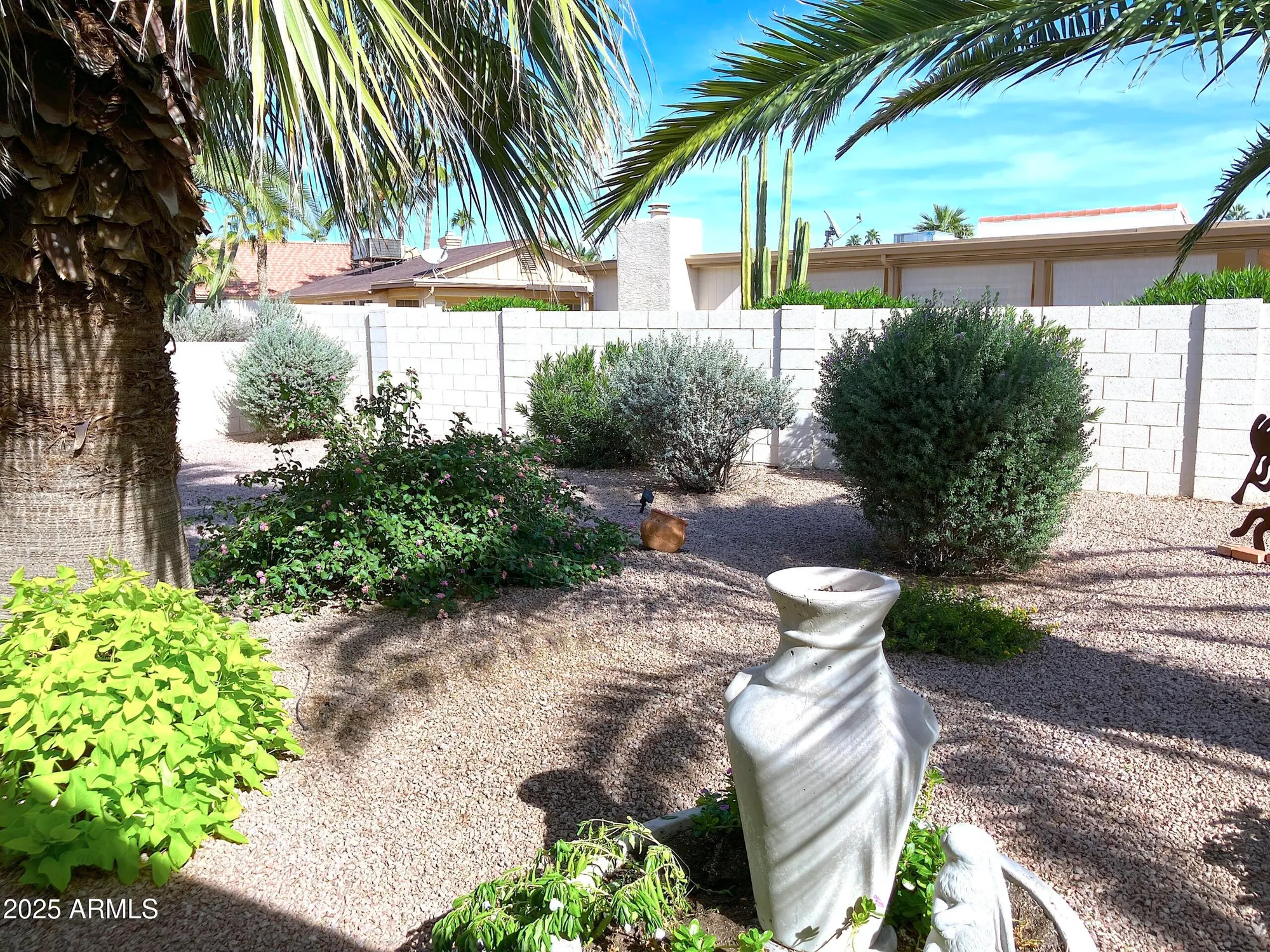 Property Slideshow image 15 of 20 | 26609 s truro dr, Sun Lakes, AZ, 85248