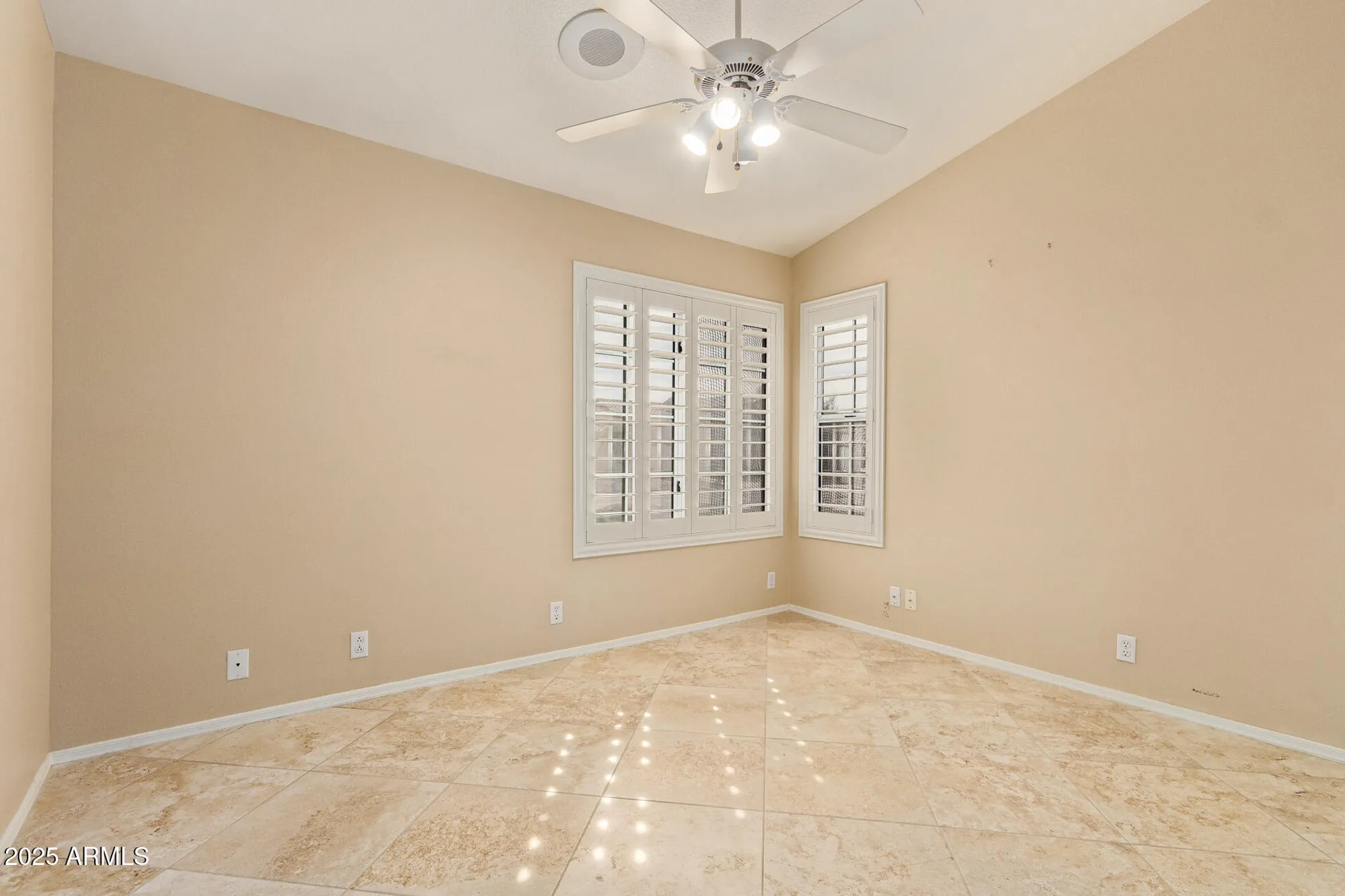 Property Slideshow image 22 of 29 | 8542 w rockwood dr, Peoria, AZ, 85382