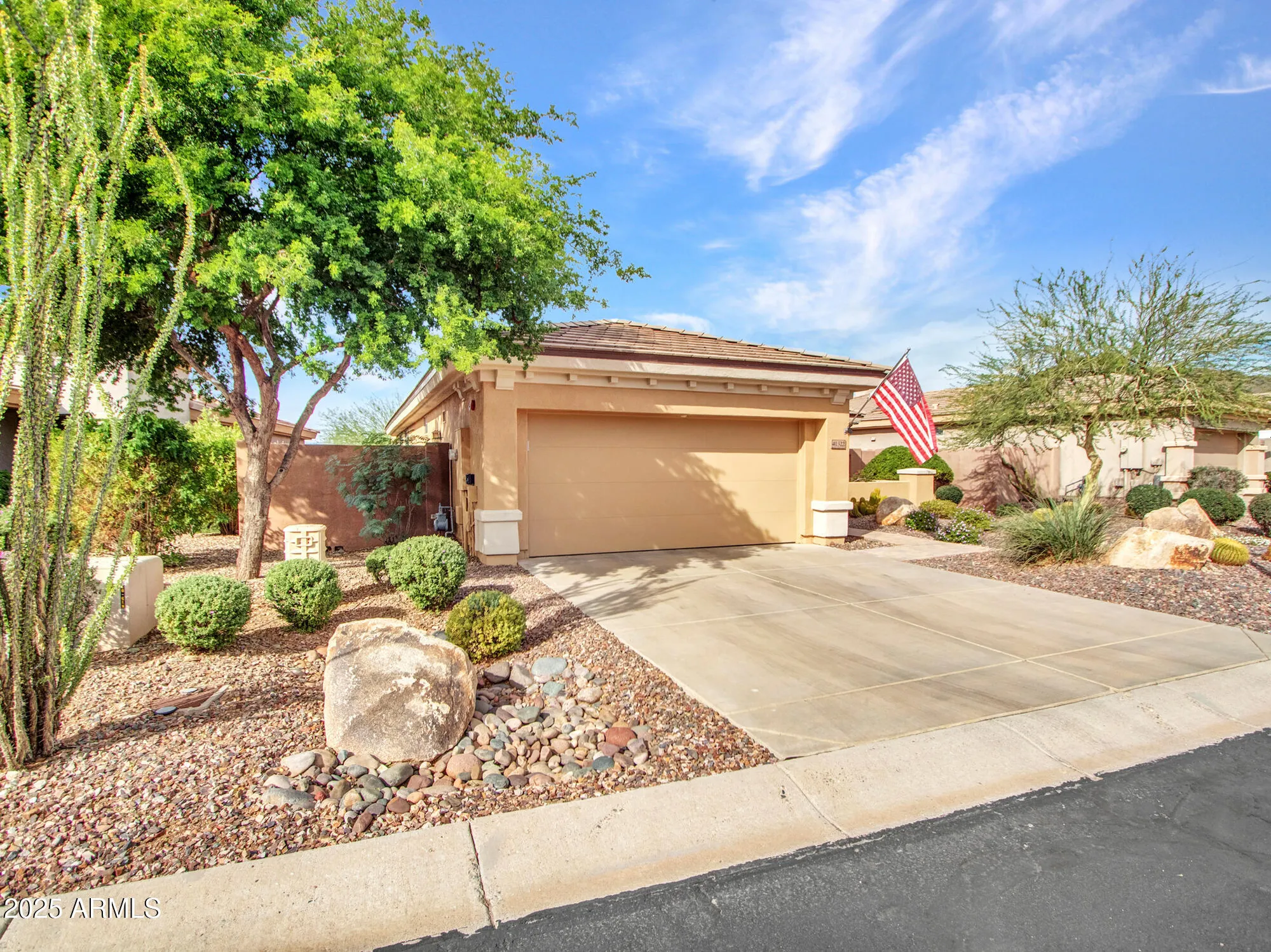 Property Slideshow image 4 of 49 | 41322 n clear crossing ct, Anthem, AZ, 85086