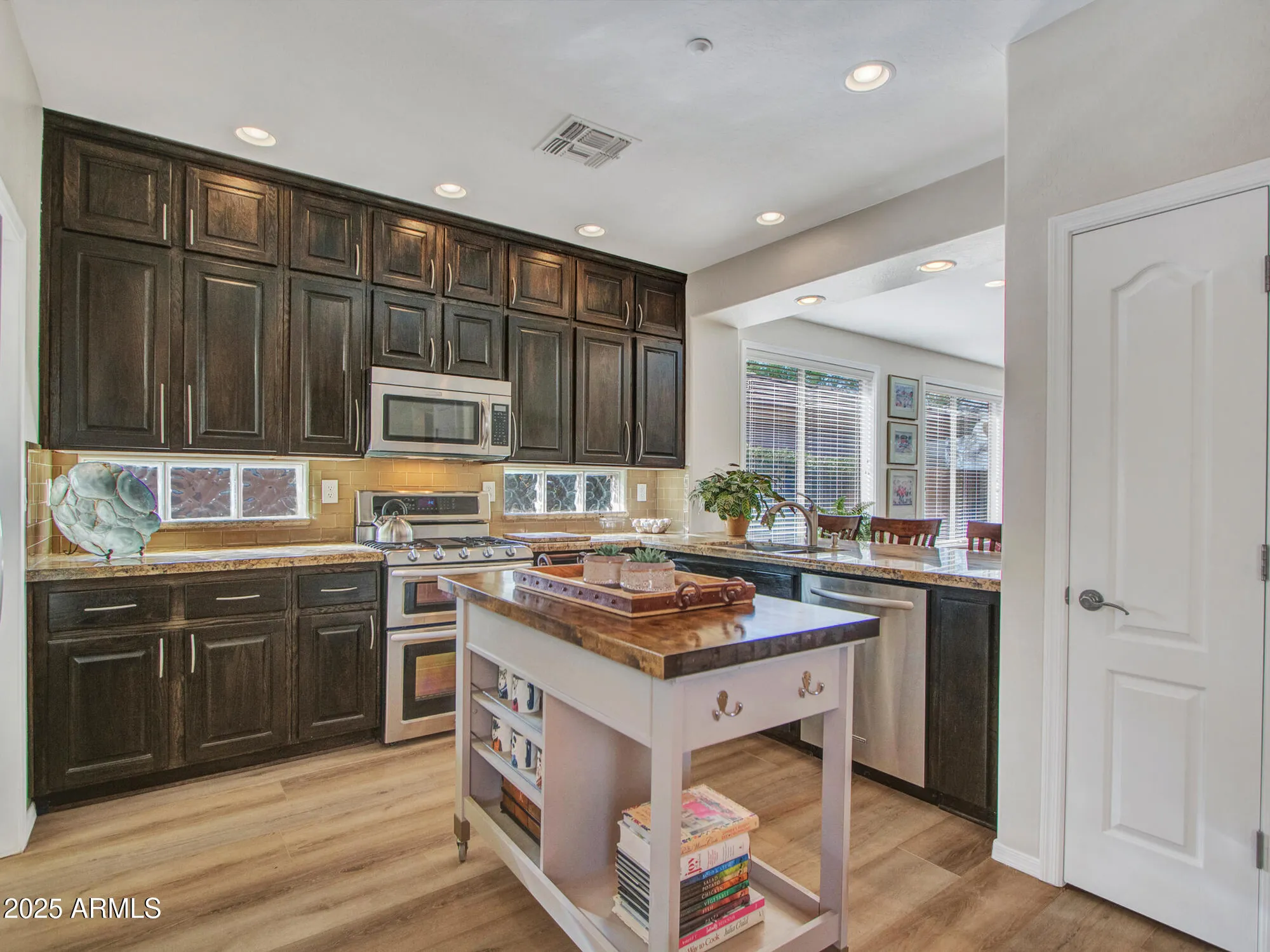 Property Slideshow image 24 of 49 | 41322 n clear crossing ct, Anthem, AZ, 85086