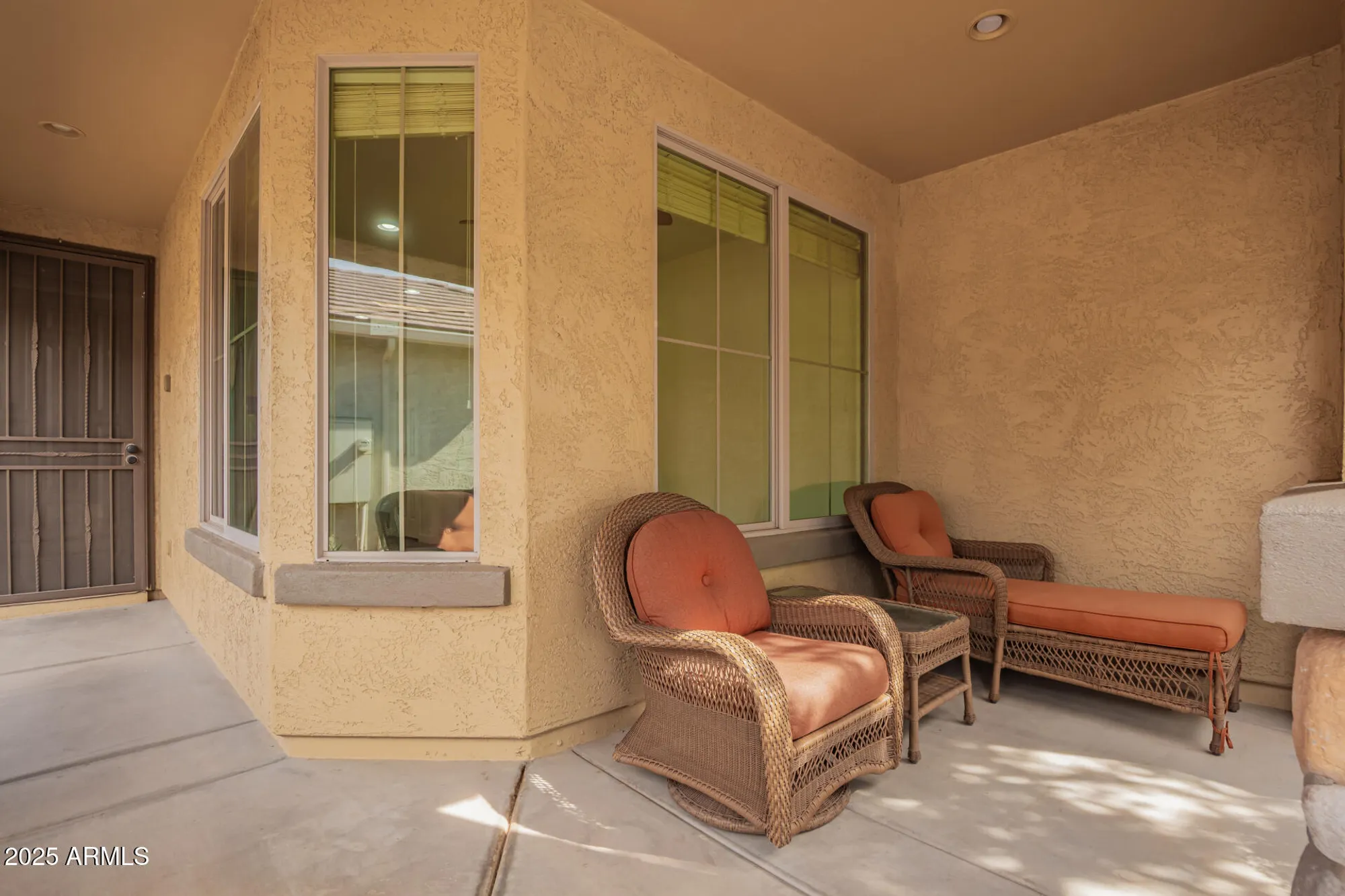 Property Slideshow image 7 of 36 | 148 w latigo cir, San Tan Valley, AZ, 85143
