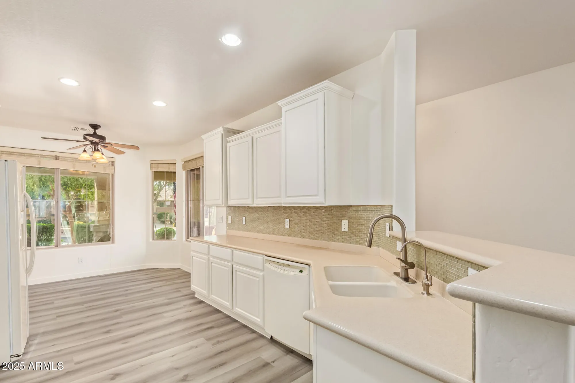 Property Slideshow image 13 of 36 | 148 w latigo cir, San Tan Valley, AZ, 85143