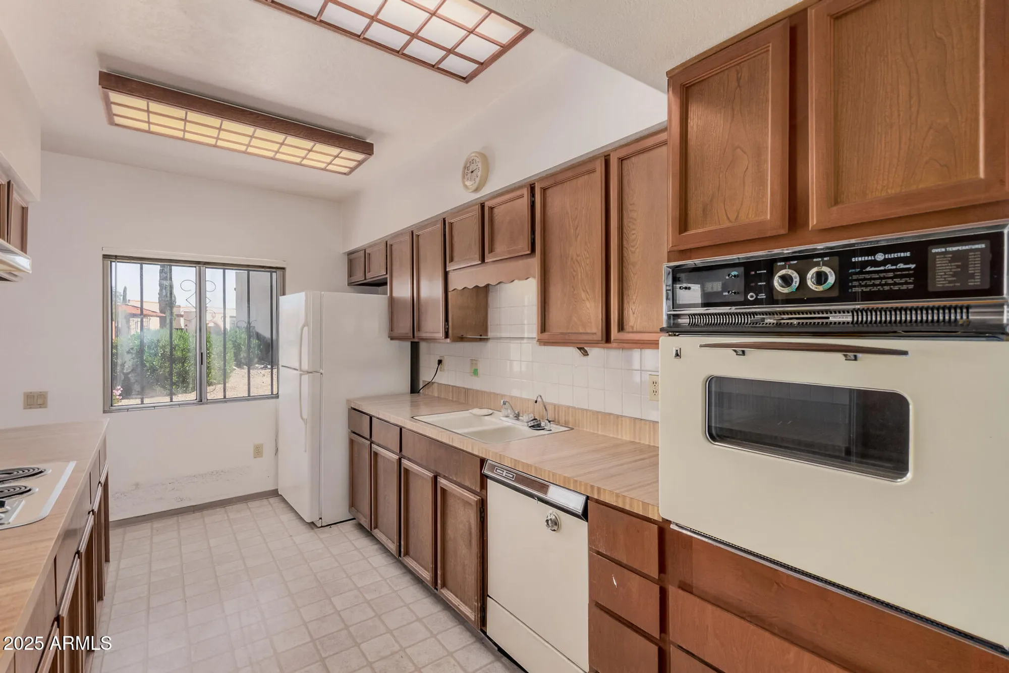 Property Slideshow image 12 of 25 | 1409 w calle mendoza, Green Valley, AZ, 85622