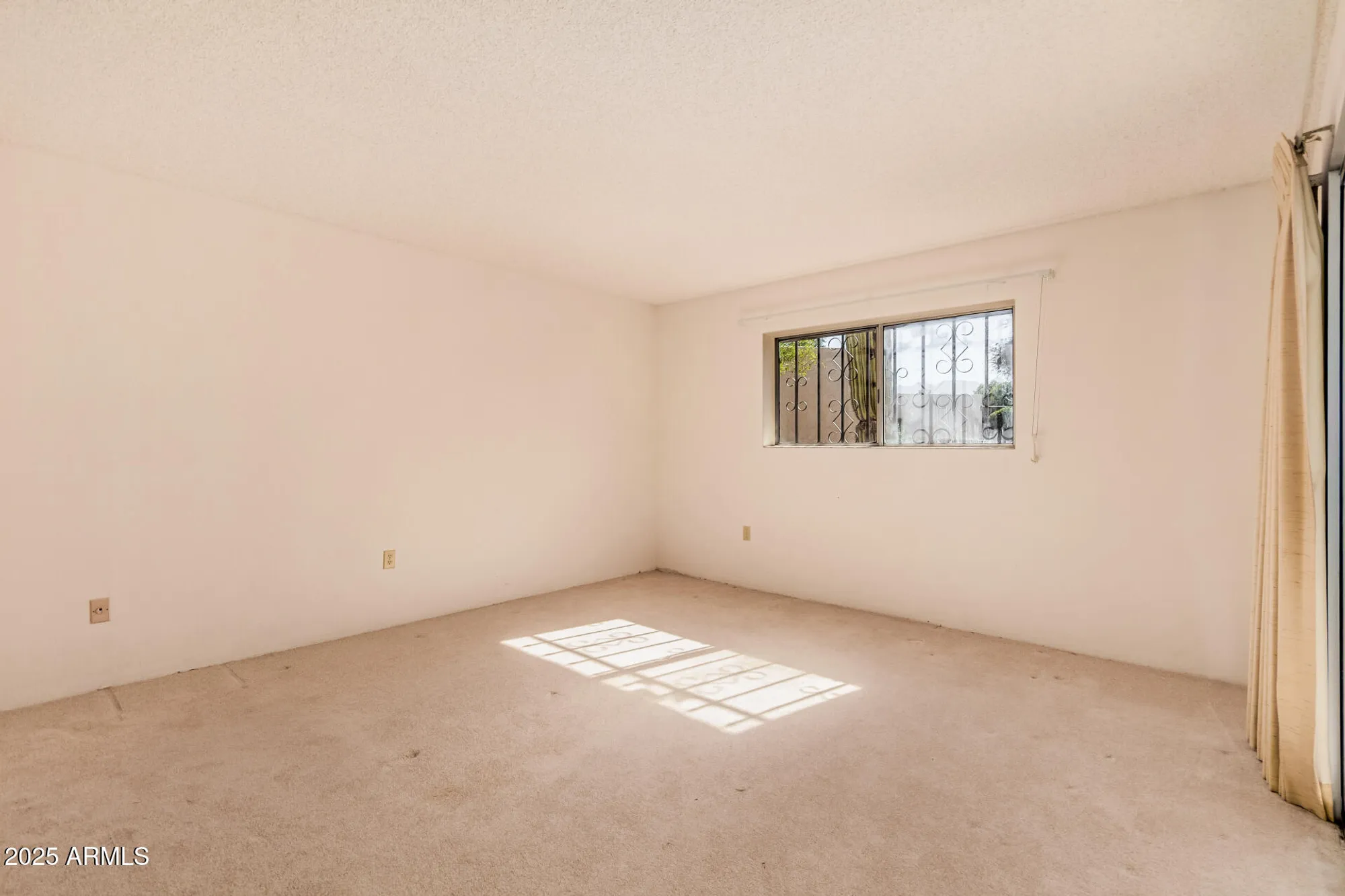 Property Slideshow image 13 of 25 | 1409 w calle mendoza, Green Valley, AZ, 85622