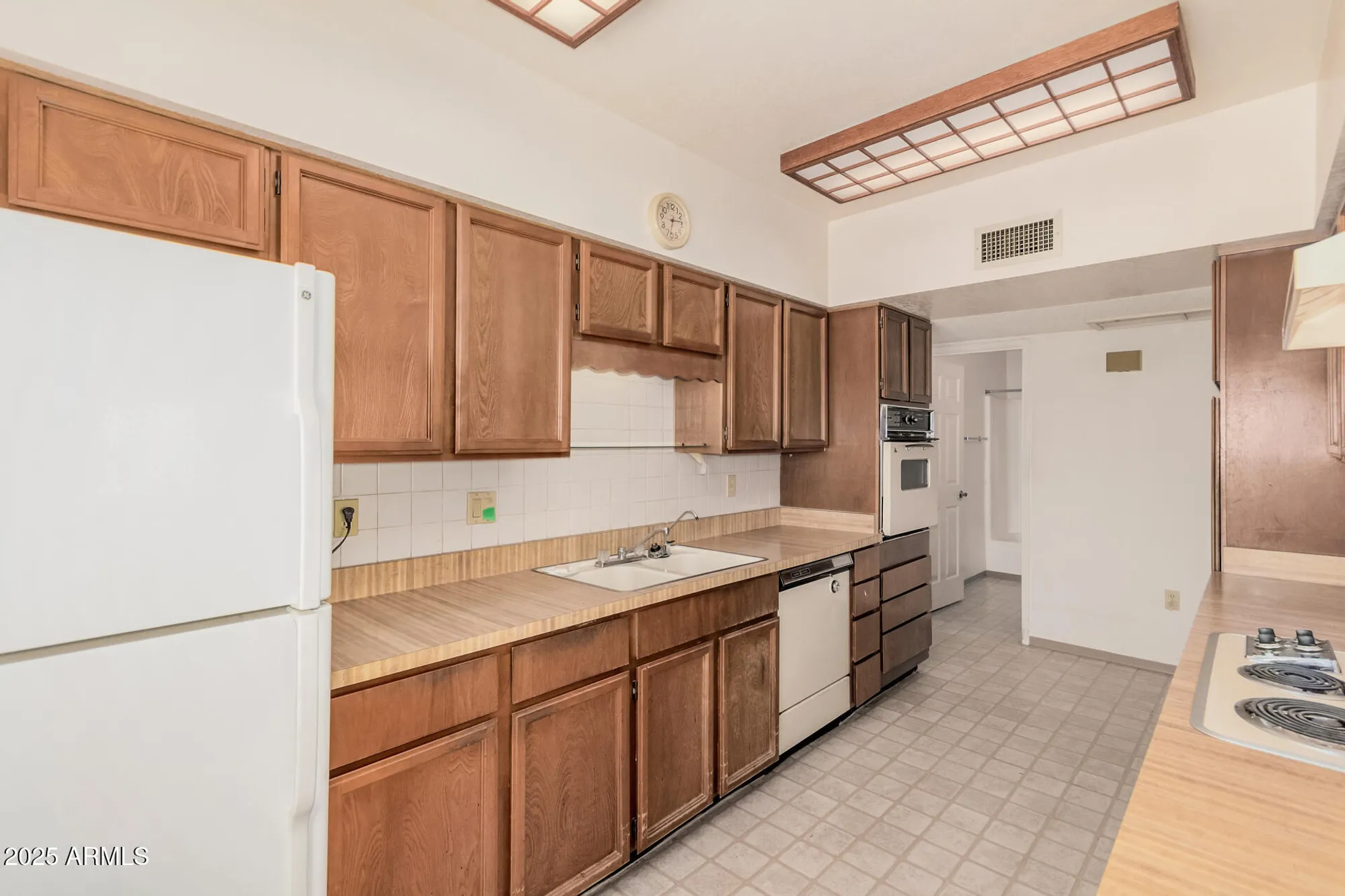 Property Slideshow image 8 of 25 | 1409 w calle mendoza, Green Valley, AZ, 85622