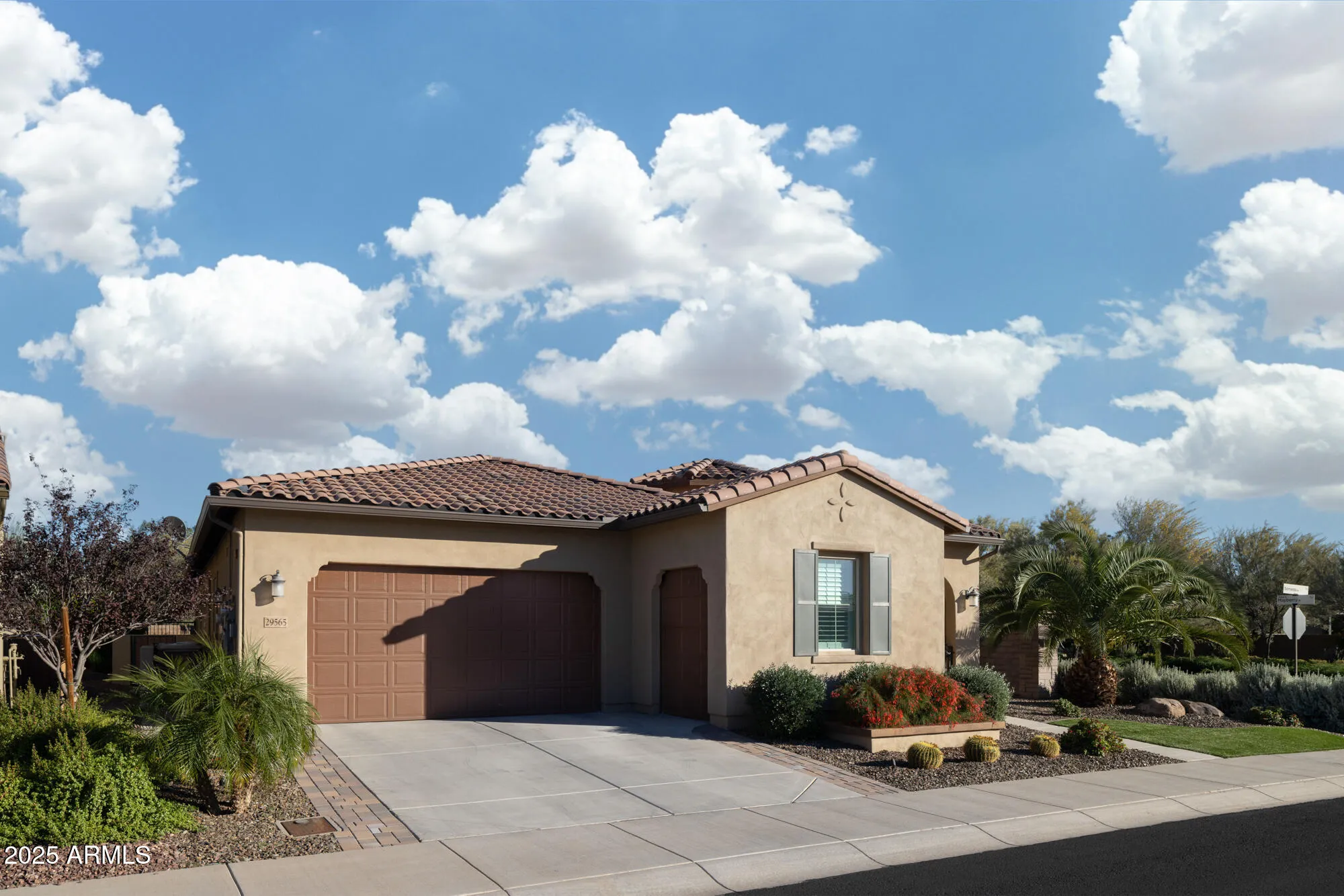 Property Slideshow image 4 of 41 | 29565 n sorrento dr, Peoria, AZ, 85383