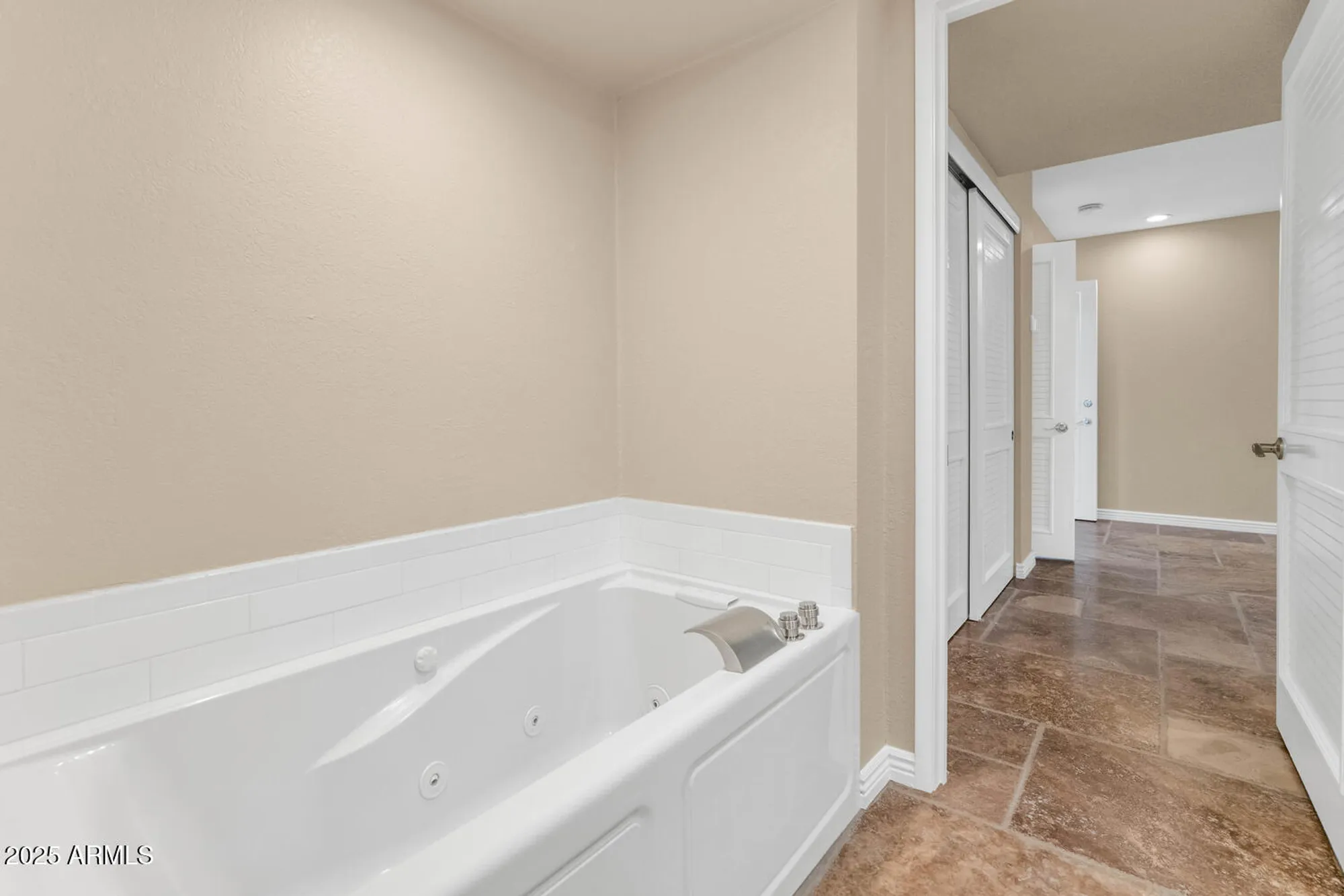 Property Slideshow image 28 of 39 | 9969 w cameo dr, Sun City, AZ, 85351