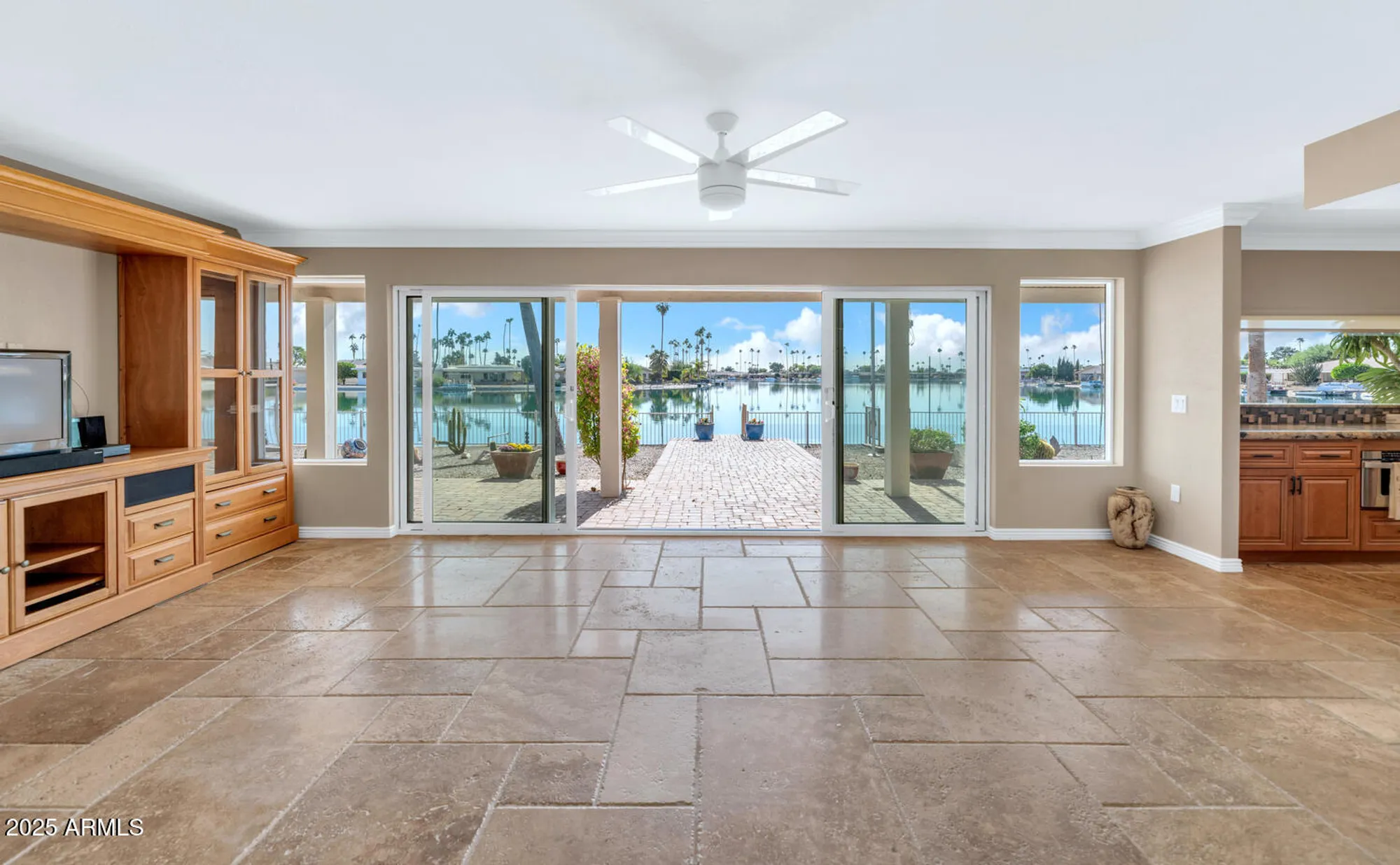 Property Slideshow image 16 of 39 | 9969 w cameo dr, Sun City, AZ, 85351