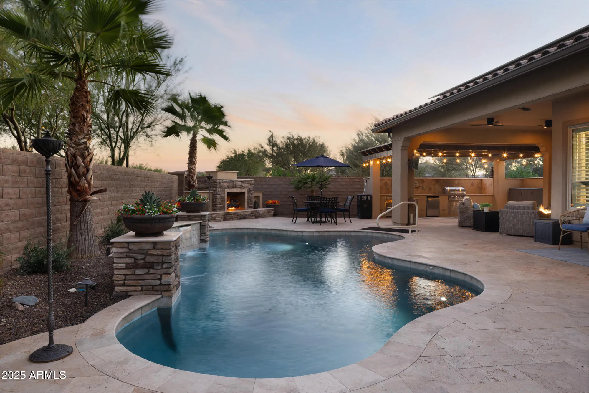 Property Slideshow image 27 of 41 | 29565 n sorrento dr, Peoria, AZ, 85383
