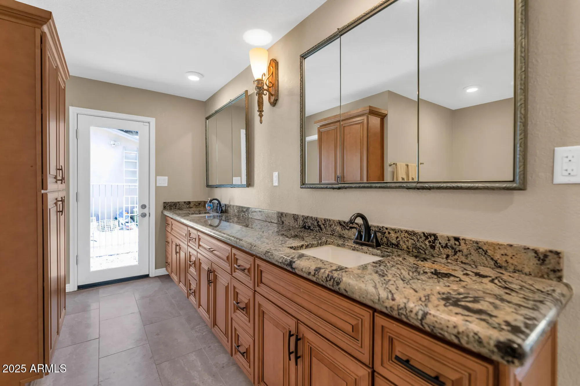 Property Slideshow image 20 of 39 | 9969 w cameo dr, Sun City, AZ, 85351