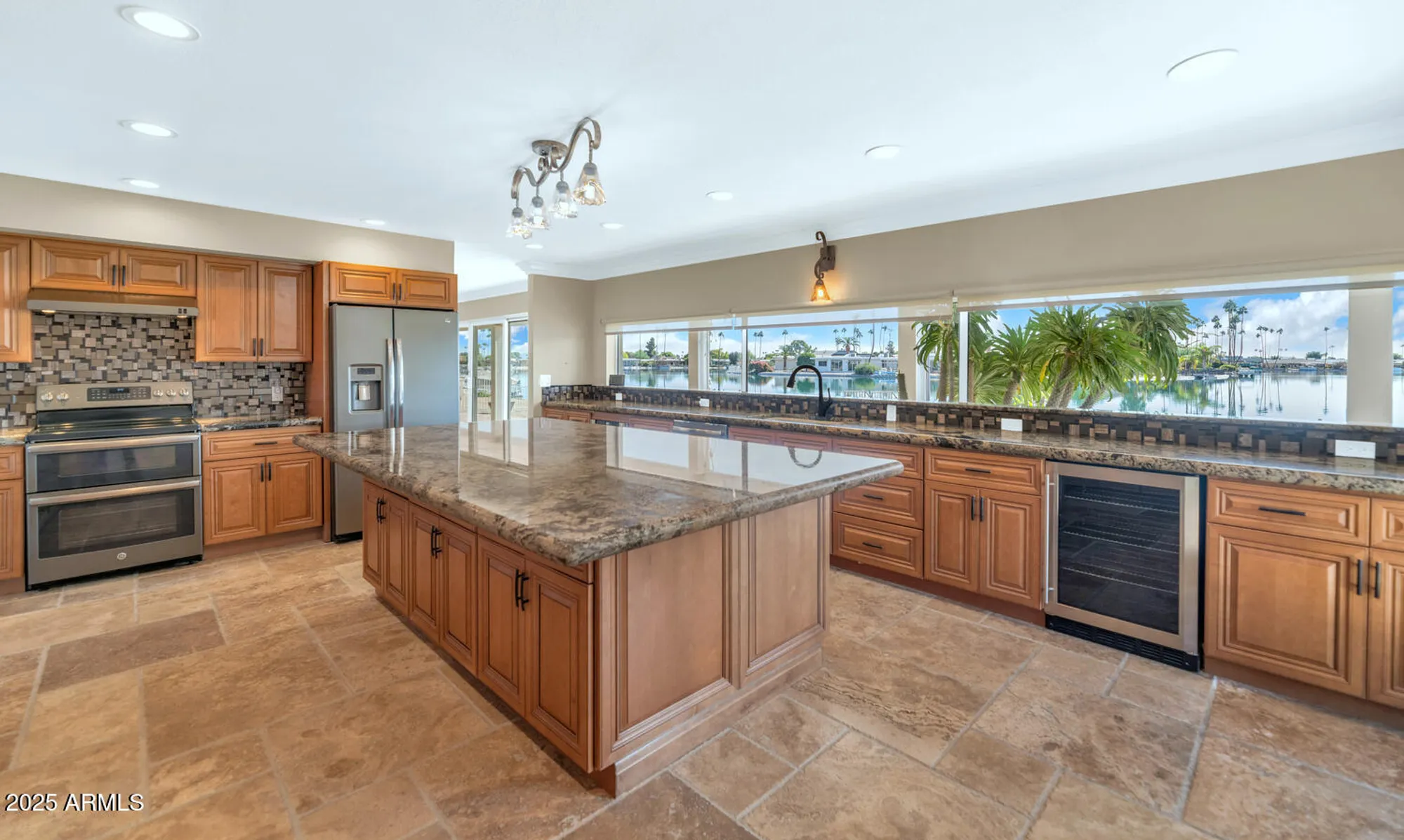 Property Slideshow image 14 of 39 | 9969 w cameo dr, Sun City, AZ, 85351