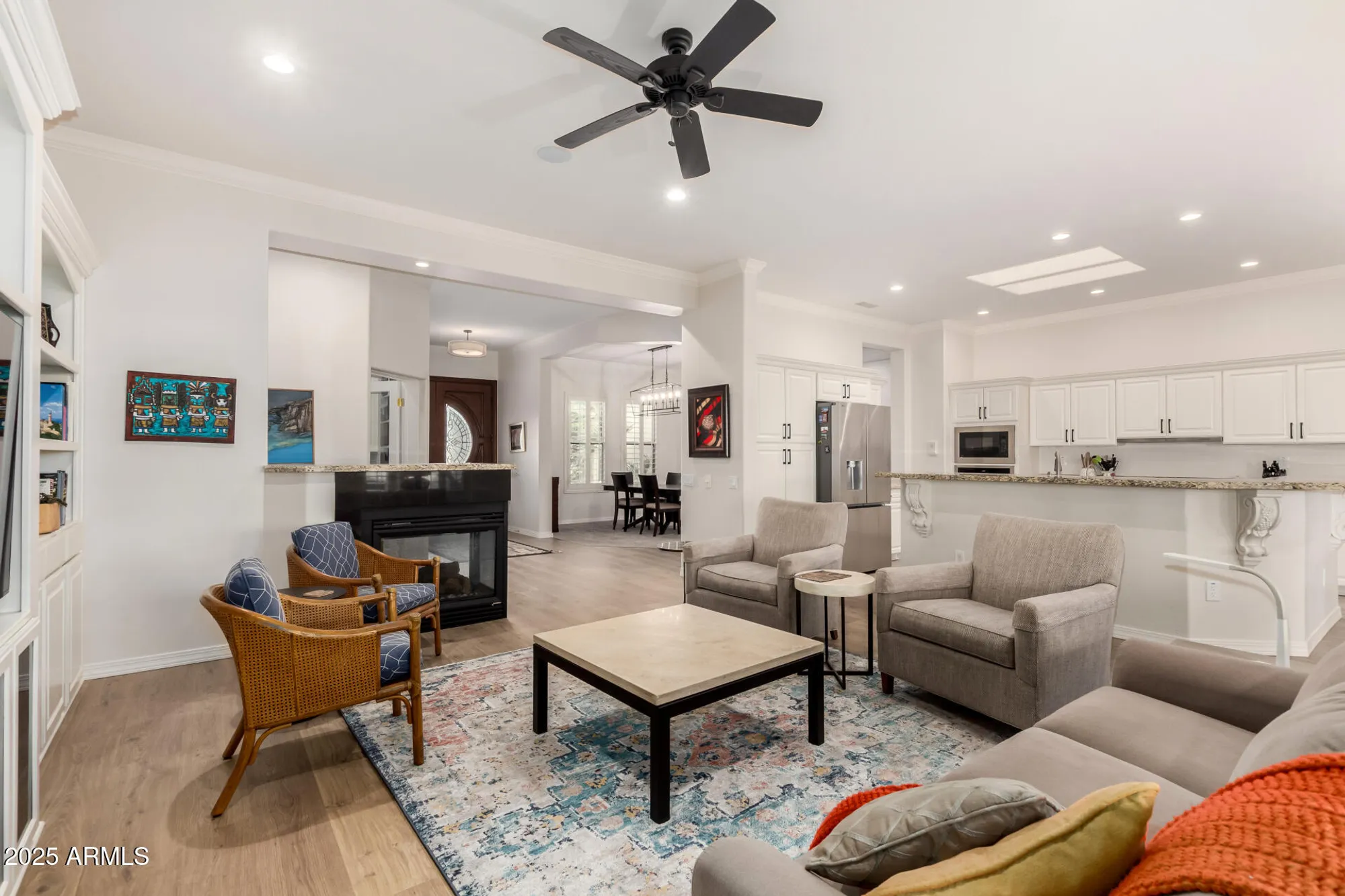 Property Slideshow image 8 of 48 | 17121 w whitmore hall ln, Surprise, AZ, 85387