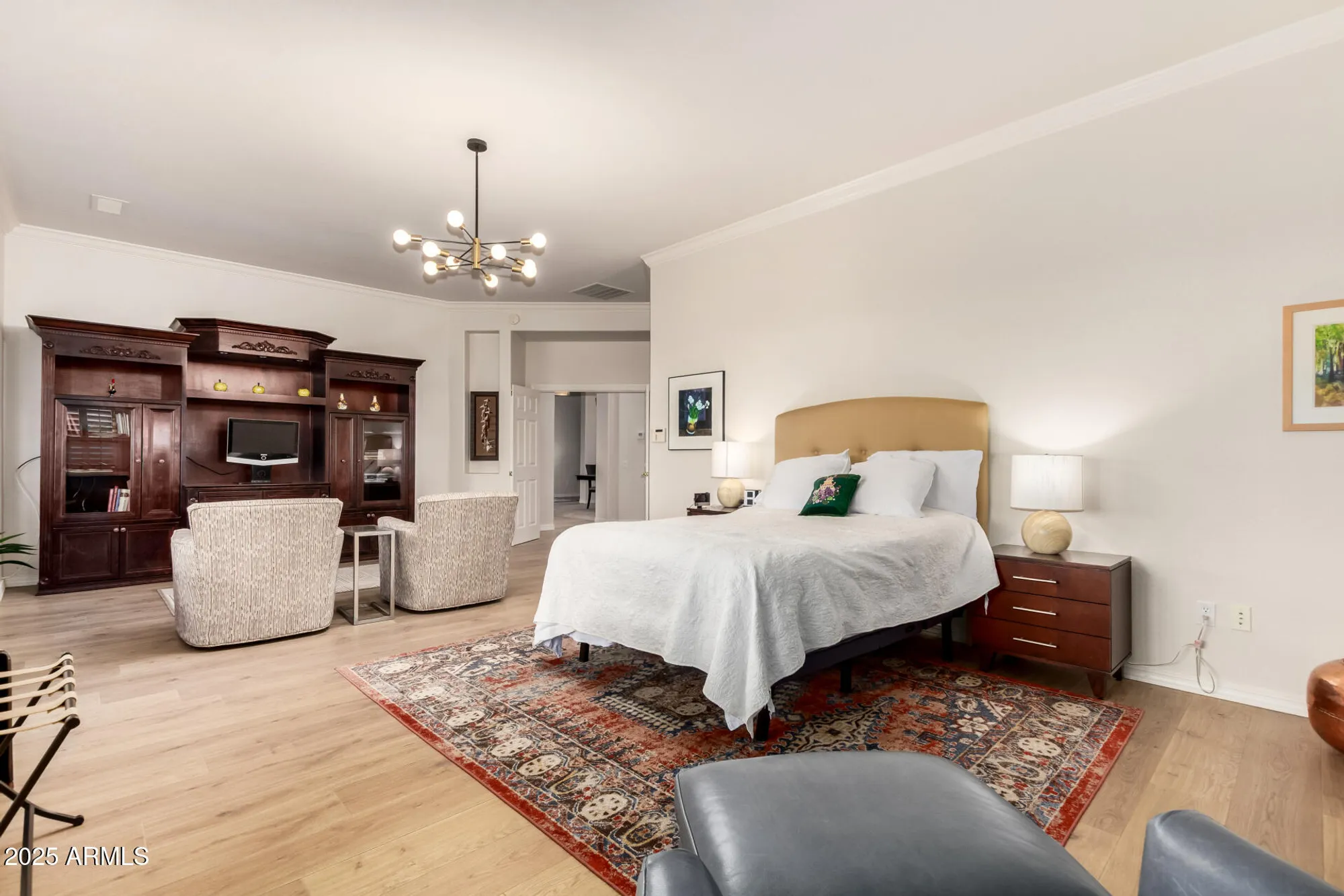 Property Slideshow image 16 of 48 | 17121 w whitmore hall ln, Surprise, AZ, 85387