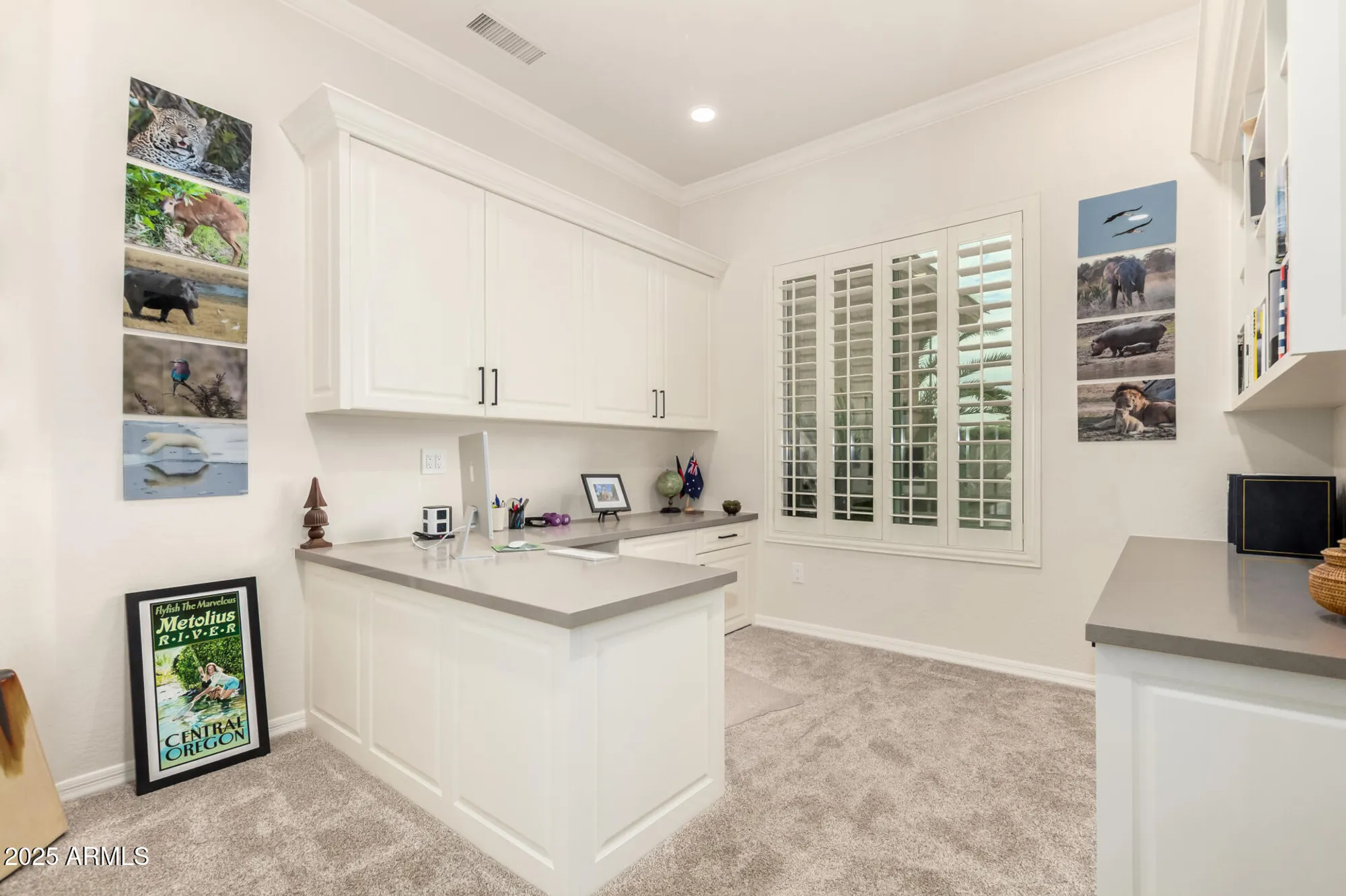 Property Slideshow image 32 of 48 | 17121 w whitmore hall ln, Surprise, AZ, 85387