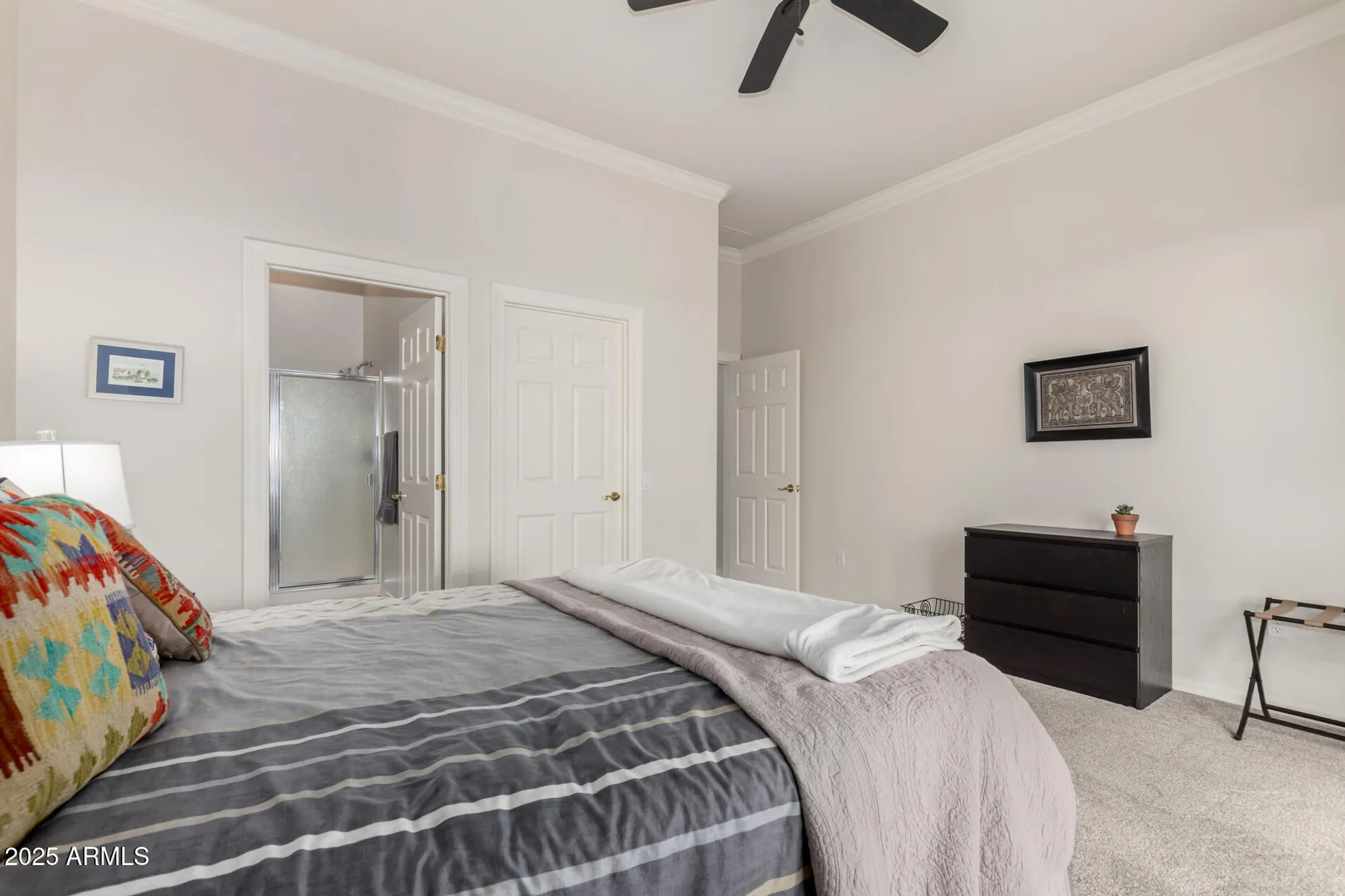 Property Slideshow image 26 of 48 | 17121 w whitmore hall ln, Surprise, AZ, 85387