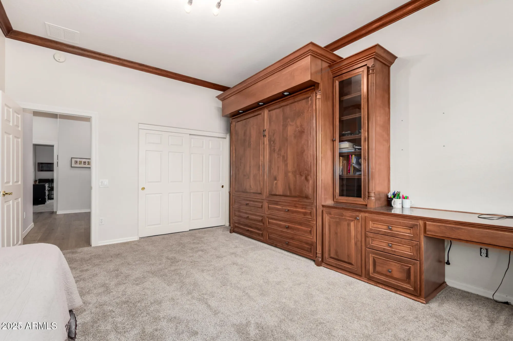 Property Slideshow image 30 of 48 | 17121 w whitmore hall ln, Surprise, AZ, 85387