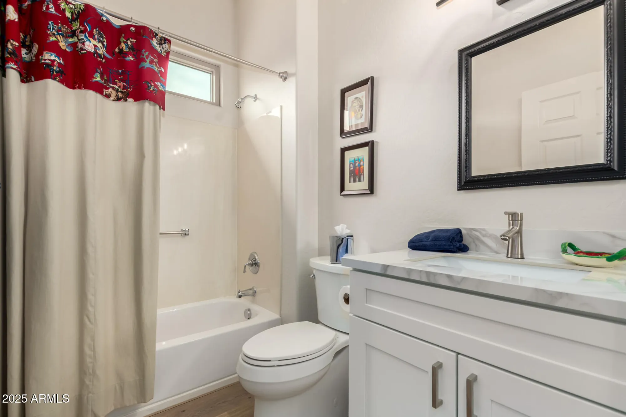 Property Slideshow image 35 of 48 | 17121 w whitmore hall ln, Surprise, AZ, 85387