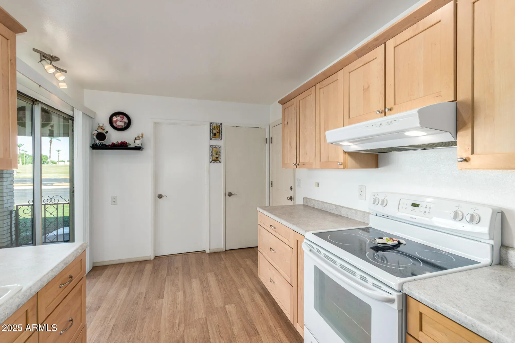 Property Slideshow image 14 of 29 | 10709 w clair dr, Sun City, AZ, 85351