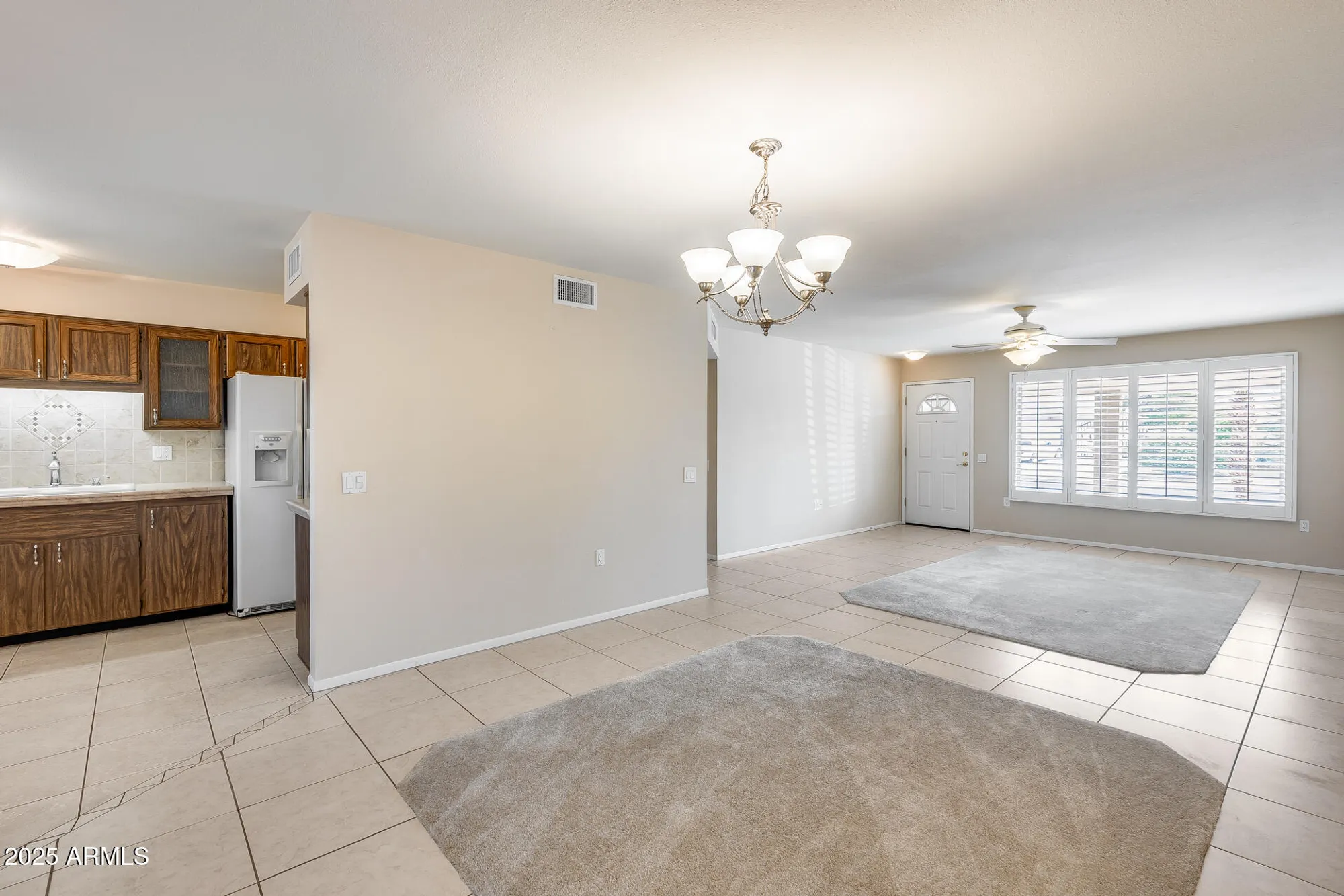 Property Slideshow image 8 of 47 | 19822 n turquoise hills dr, Sun City, AZ, 85373