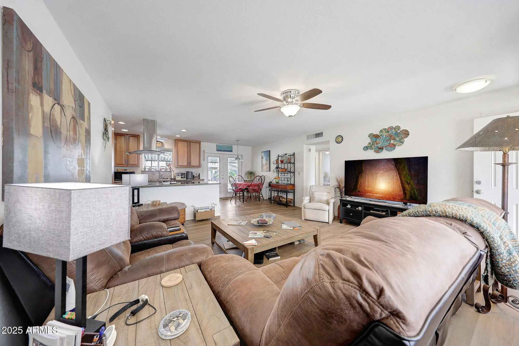 Property Slideshow image 10 of 59 | 10921 w el capitan cir, Sun City, AZ, 85351